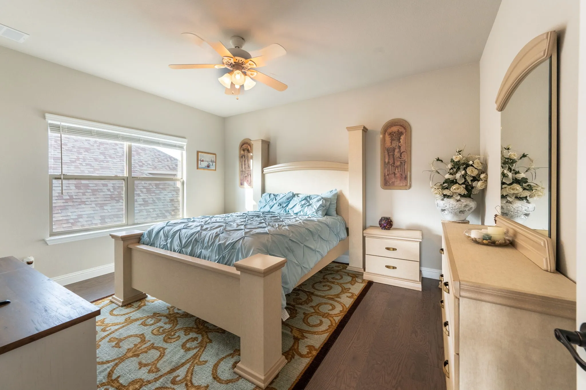 Single Family Residence For Sale in Rockwall County , 634 Emerson Drive, Rockwall, Texas 75087, 4 Bedroom, 4 Bathroom, 3 Garage spaces, 3,533 Sqft, built in 2020, mls#21324858, Real Estate Agent in Rockwall, Homes For Sale in Rockwall county, Homes For Sale in Rockwall, Realtor in Rockwall Texas, Real Estate Brokerage Independent Realty Texas, Luminita Cordes Realtor