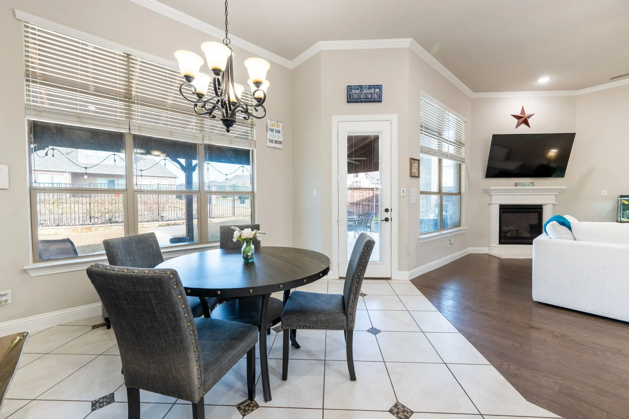 Single Family Residence For Sale in Rockwall County , 634 Emerson Drive, Rockwall, Texas 75087, 4 Bedroom, 4 Bathroom, 3 Garage spaces, 3,533 Sqft, built in 2020, mls#21324858, Real Estate Agent in Rockwall, Homes For Sale in Rockwall county, Homes For Sale in Rockwall, Realtor in Rockwall Texas, Real Estate Brokerage Independent Realty Texas, Luminita Cordes Realtor