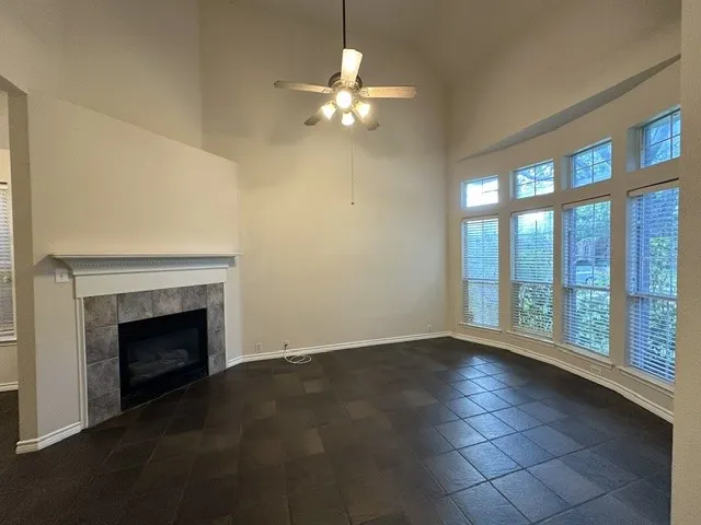 Duplex For Rent in Collin County , 11423 Fountainbridge Drive, Frisco, Texas 75035, 4 Bedroom, 3 Bathroom, 2 Garage spaces, 1,901 Sqft, built in 2002, mls#21325204, Real Estate Agent in Frisco, Homes For Rent in Collin county, Homes For Rent in Frisco, Realtor in Frisco Texas, Real Estate Brokerage Independent Realty Texas, Luminita Cordes Realtor