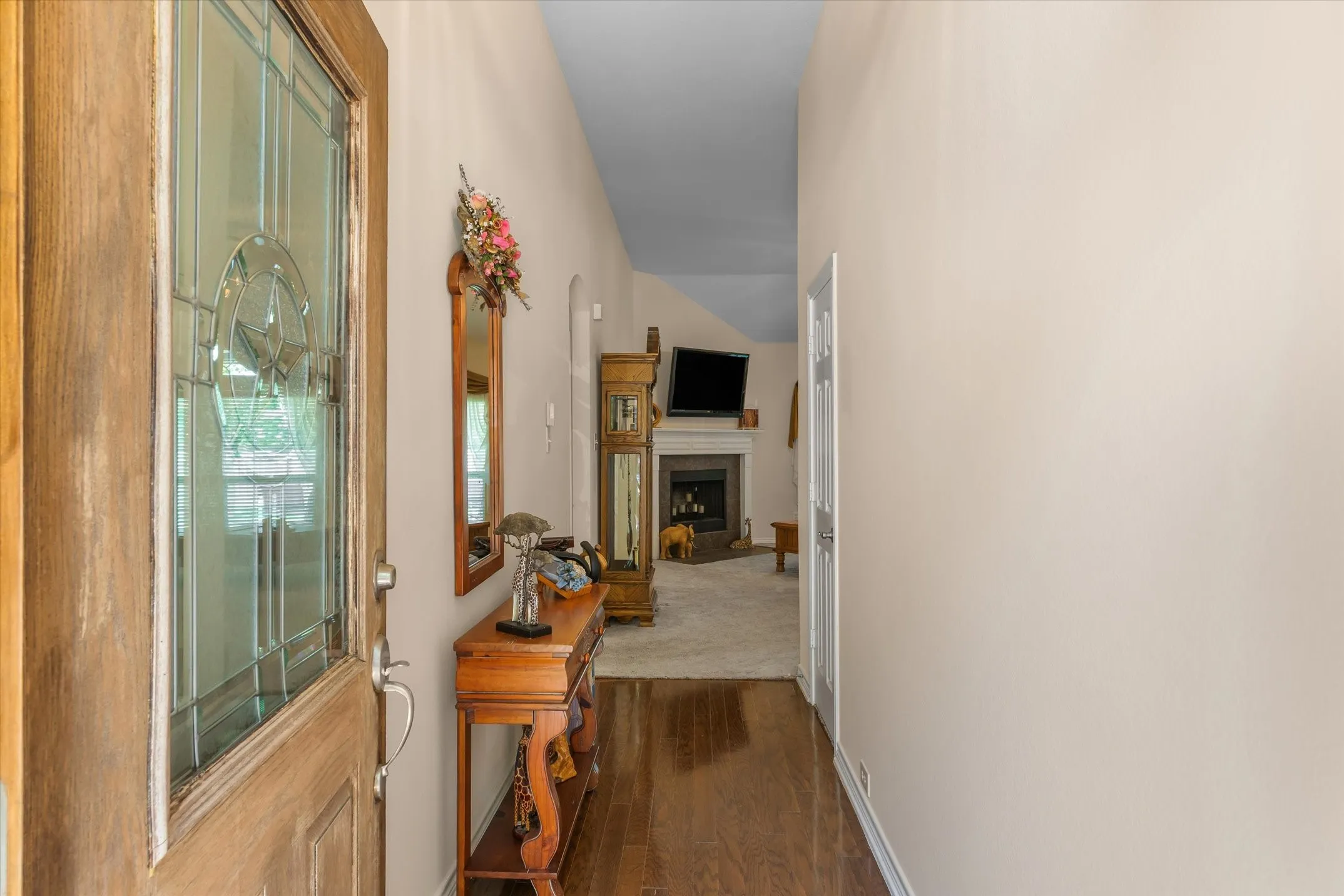 Single Family Residence For Sale in Kaufman County , 2114 Pecan Ridge Drive, Forney, Texas 75126, 4 Bedroom, 2 Bathroom, 2 Garage spaces, 1,901 Sqft, built in 2006, mls#21322453, Real Estate Agent in Forney, Homes For Sale in Kaufman county, Homes For Sale in Forney, Realtor in Forney Texas, Real Estate Brokerage Independent Realty Texas, Luminita Cordes Realtor