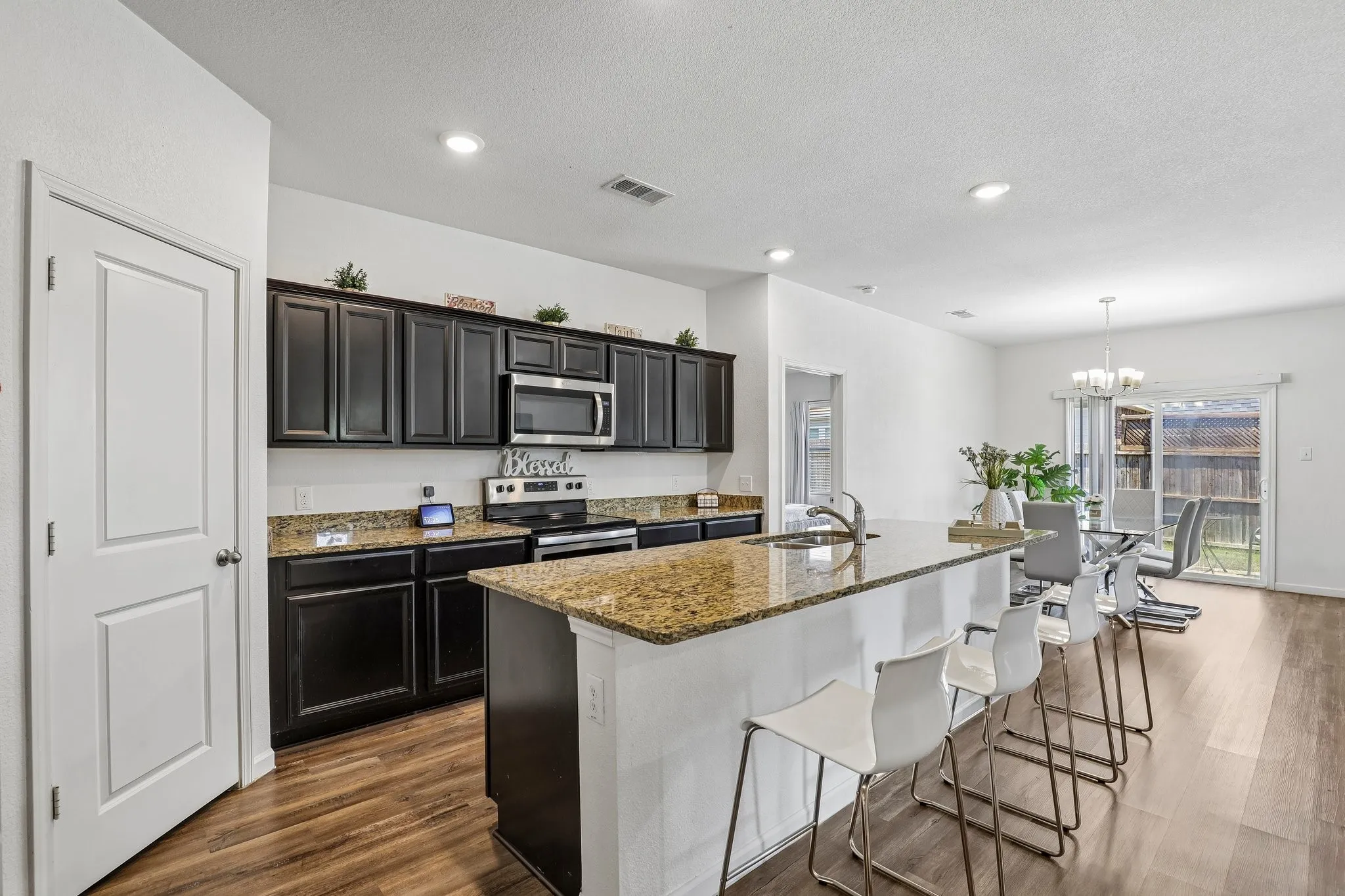 Single Family Residence For Sale in Tarrant County , 5300 Shady Springs Trail, Fort Worth, Texas 76179, 4 Bedroom, 2 Bathroom, 2 Garage spaces, 1,897 Sqft, built in 2019, mls#21322491, Real Estate Agent in Fort Worth, Homes For Sale in Tarrant county, Homes For Sale in Fort Worth, Realtor in Fort Worth Texas, Real Estate Brokerage Independent Realty Texas, Luminita Cordes Realtor