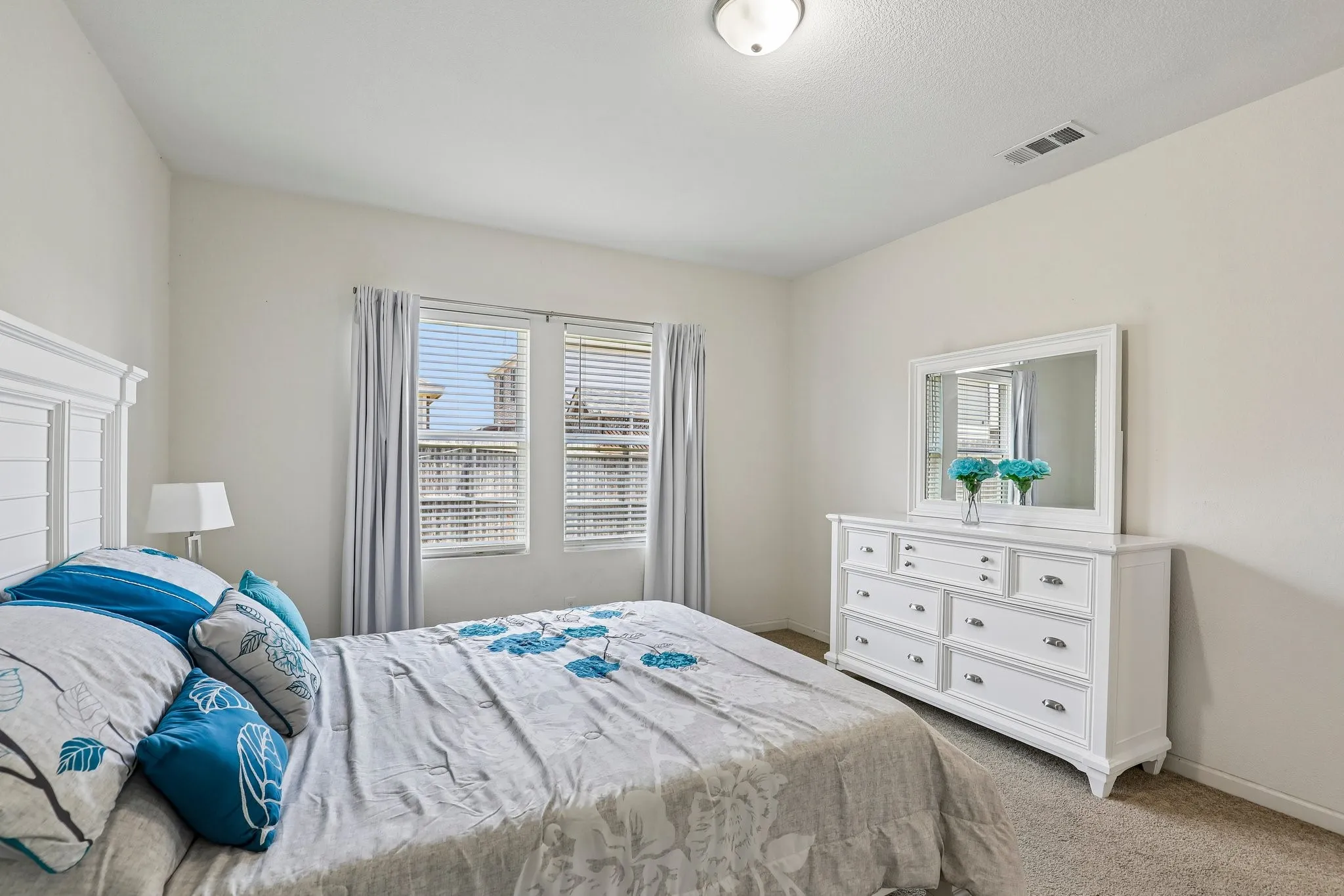 Single Family Residence For Sale in Tarrant County , 5300 Shady Springs Trail, Fort Worth, Texas 76179, 4 Bedroom, 2 Bathroom, 2 Garage spaces, 1,897 Sqft, built in 2019, mls#21322491, Real Estate Agent in Fort Worth, Homes For Sale in Tarrant county, Homes For Sale in Fort Worth, Realtor in Fort Worth Texas, Real Estate Brokerage Independent Realty Texas, Luminita Cordes Realtor