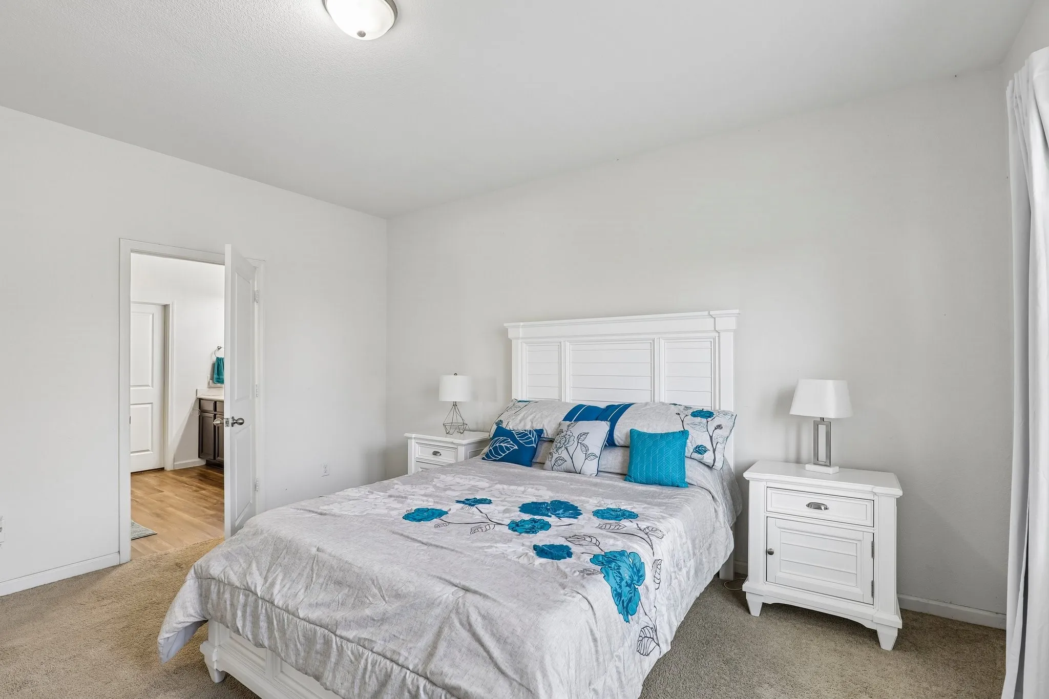 Single Family Residence For Sale in Tarrant County , 5300 Shady Springs Trail, Fort Worth, Texas 76179, 4 Bedroom, 2 Bathroom, 2 Garage spaces, 1,897 Sqft, built in 2019, mls#21322491, Real Estate Agent in Fort Worth, Homes For Sale in Tarrant county, Homes For Sale in Fort Worth, Realtor in Fort Worth Texas, Real Estate Brokerage Independent Realty Texas, Luminita Cordes Realtor