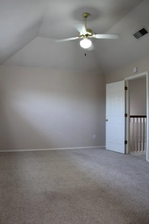 Townhouse For Sale in Tarrant County , 1230 Woodland Park Drive, Hurst, Texas 76053, 3 Bedroom, 3 Bathroom, 2 Garage spaces, 1,840 Sqft, built in 1996, mls#21325202, Real Estate Agent in Hurst, Homes For Sale in Tarrant county, Homes For Sale in Hurst, Realtor in Hurst Texas, Real Estate Brokerage Independent Realty Texas, Luminita Cordes Realtor
