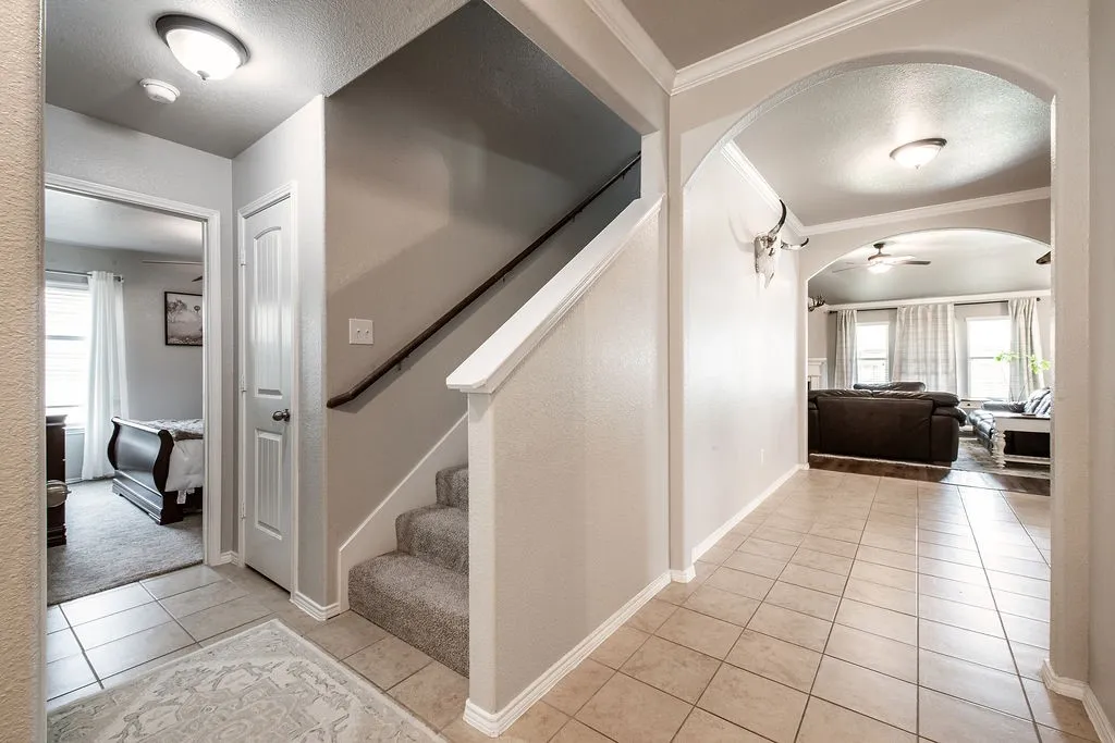 Single Family Residence For Sale in Johnson County , 822 Graham Drive, Burleson, Texas 76028, 4 Bedroom, 3 Bathroom, 2 Garage spaces, 2,262 Sqft, built in 2013, mls#21324695, Real Estate Agent in Burleson, Homes For Sale in Johnson county, Homes For Sale in Burleson, Realtor in Burleson Texas, Real Estate Brokerage Independent Realty Texas, Luminita Cordes Realtor