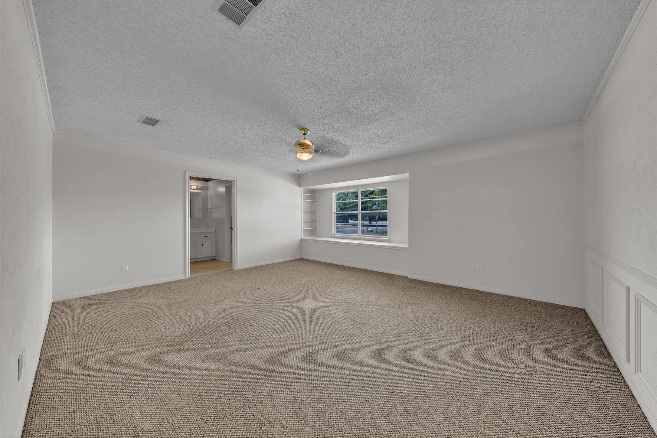 Single Family Residence For Sale in Mc Lennan County , 3256 Village Park Drive, Waco, Texas 76708, 3 Bedroom, 3 Bathroom, 2 Garage spaces, 1,896 Sqft, built in 1976, mls#21325096, Real Estate Agent in Waco, Homes For Sale in Mc Lennan county, Homes For Sale in Waco, Realtor in Waco Texas, Real Estate Brokerage Independent Realty Texas, Luminita Cordes Realtor