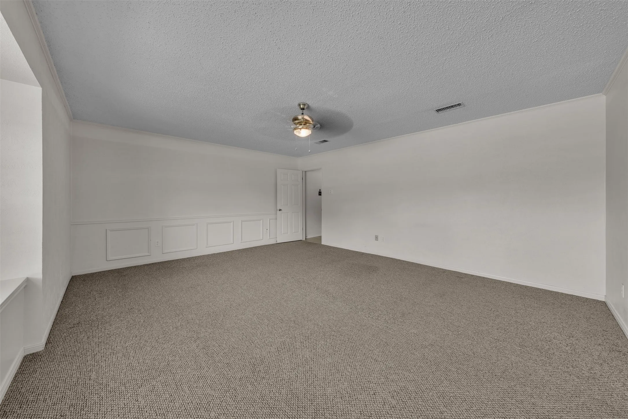 Single Family Residence For Sale in Mc Lennan County , 3256 Village Park Drive, Waco, Texas 76708, 3 Bedroom, 3 Bathroom, 2 Garage spaces, 1,896 Sqft, built in 1976, mls#21325096, Real Estate Agent in Waco, Homes For Sale in Mc Lennan county, Homes For Sale in Waco, Realtor in Waco Texas, Real Estate Brokerage Independent Realty Texas, Luminita Cordes Realtor