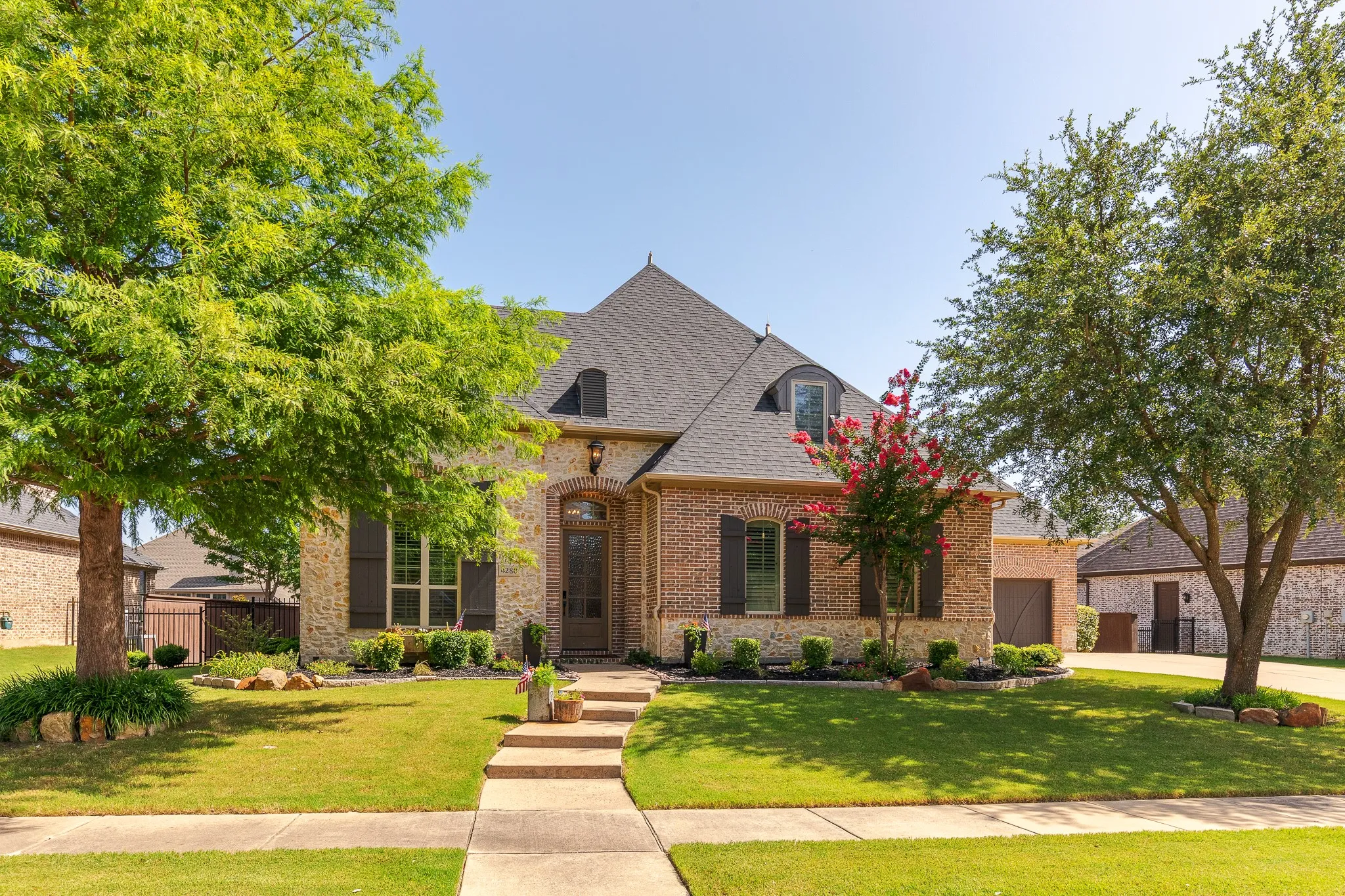 4280 Whitley Place Dr.