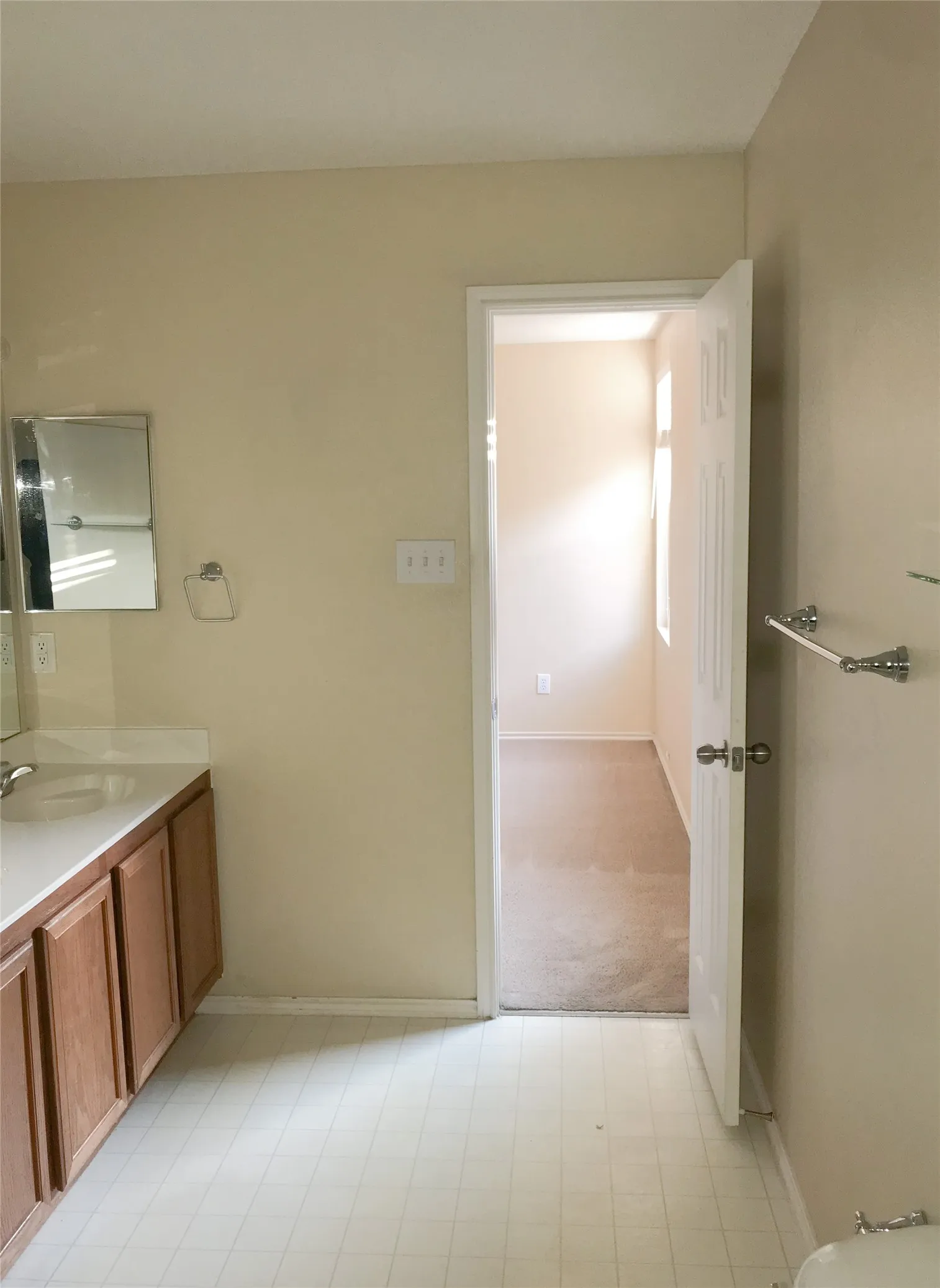Single Family Residence For Rent in Rockwall County , 3097 Coolwood Lane, Rockwall, Texas 75032, 3 Bedroom, 2 Bathroom, 2 Garage spaces, 1,603 Sqft, built in 2005, mls#21307319, Real Estate Agent in Rockwall, Homes For Rent in Rockwall county, Homes For Rent in Rockwall, Realtor in Rockwall Texas, Real Estate Brokerage Independent Realty Texas, Luminita Cordes Realtor