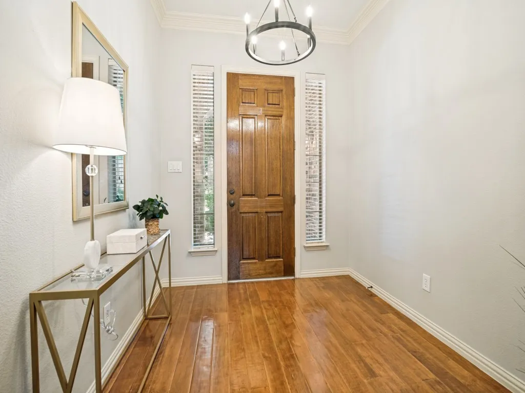 Townhouse For Sale in Collin County , 5381 Keswick Drive, Frisco, Texas 75034, 3 Bedroom, 3 Bathroom, 2 Garage spaces, 2,476 Sqft, built in 2005, mls#21319569, Real Estate Agent in Frisco, Homes For Sale in Collin county, Homes For Sale in Frisco, Realtor in Frisco Texas, Real Estate Brokerage Independent Realty Texas, Luminita Cordes Realtor