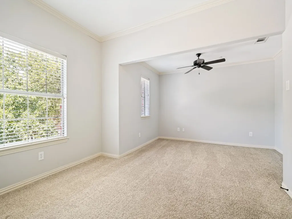 Townhouse For Sale in Collin County , 5381 Keswick Drive, Frisco, Texas 75034, 3 Bedroom, 3 Bathroom, 2 Garage spaces, 2,476 Sqft, built in 2005, mls#21319569, Real Estate Agent in Frisco, Homes For Sale in Collin county, Homes For Sale in Frisco, Realtor in Frisco Texas, Real Estate Brokerage Independent Realty Texas, Luminita Cordes Realtor