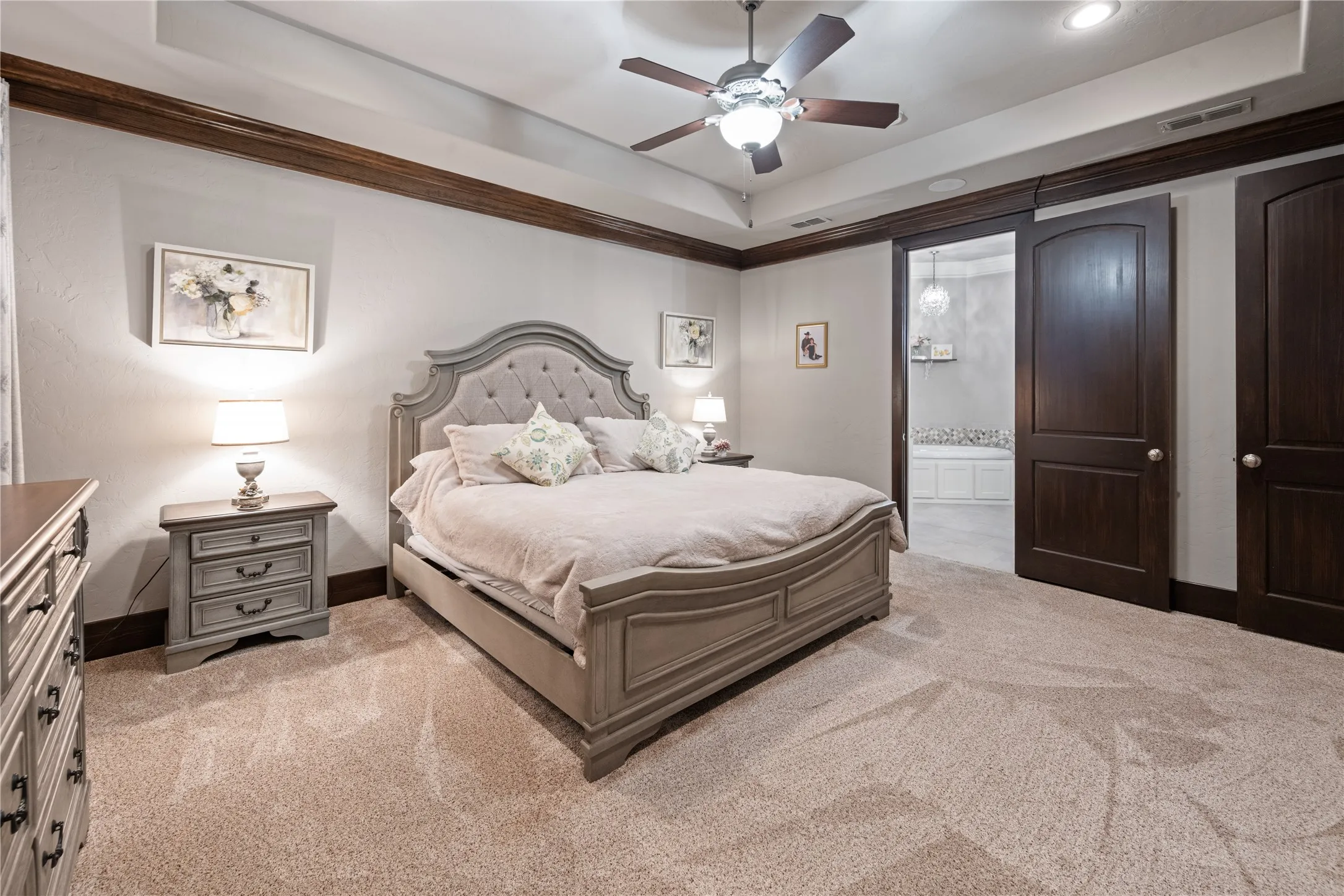 Single Family Residence For Sale in Gregg County , 4002 Shadow Ridge Lane, Longview, Texas 75605, 4 Bedroom, 4 Bathroom, 3 Garage spaces, 3,051 Sqft, built in 2016, mls#21325243, Real Estate Agent in Longview, Homes For Sale in Gregg county, Homes For Sale in Longview, Realtor in Longview Texas, Real Estate Brokerage Independent Realty Texas, Luminita Cordes Realtor