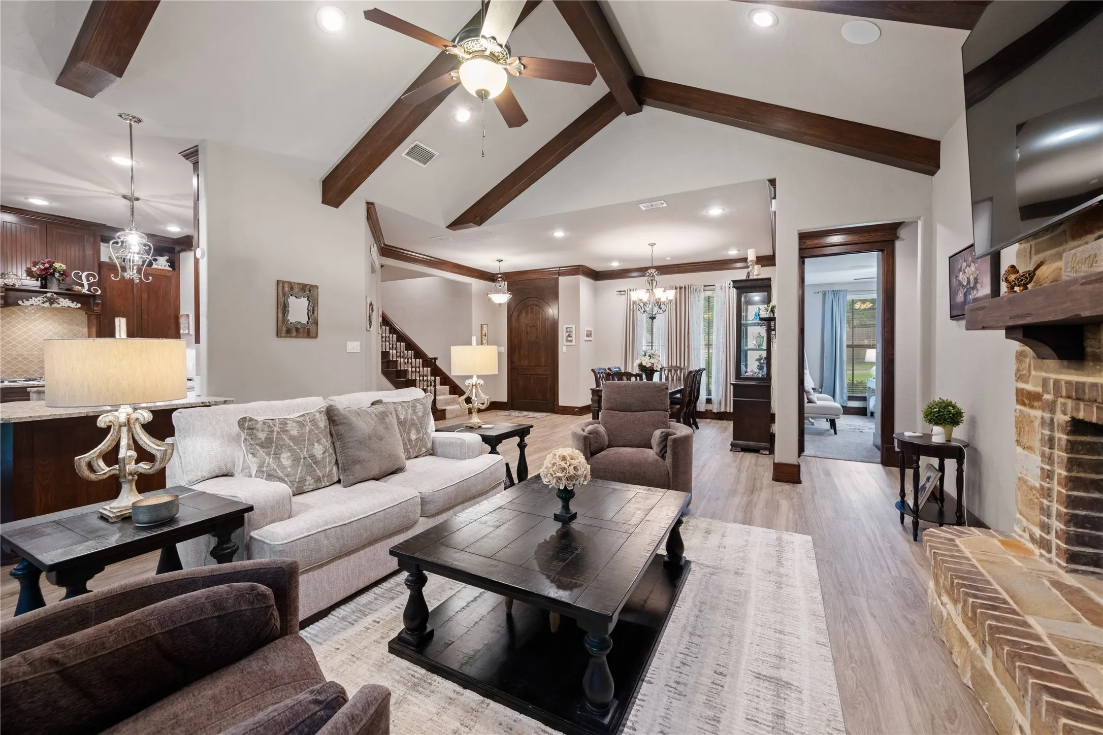 Single Family Residence For Sale in Gregg County , 4002 Shadow Ridge Lane, Longview, Texas 75605, 4 Bedroom, 4 Bathroom, 3 Garage spaces, 3,051 Sqft, built in 2016, mls#21325243, Real Estate Agent in Longview, Homes For Sale in Gregg county, Homes For Sale in Longview, Realtor in Longview Texas, Real Estate Brokerage Independent Realty Texas, Luminita Cordes Realtor