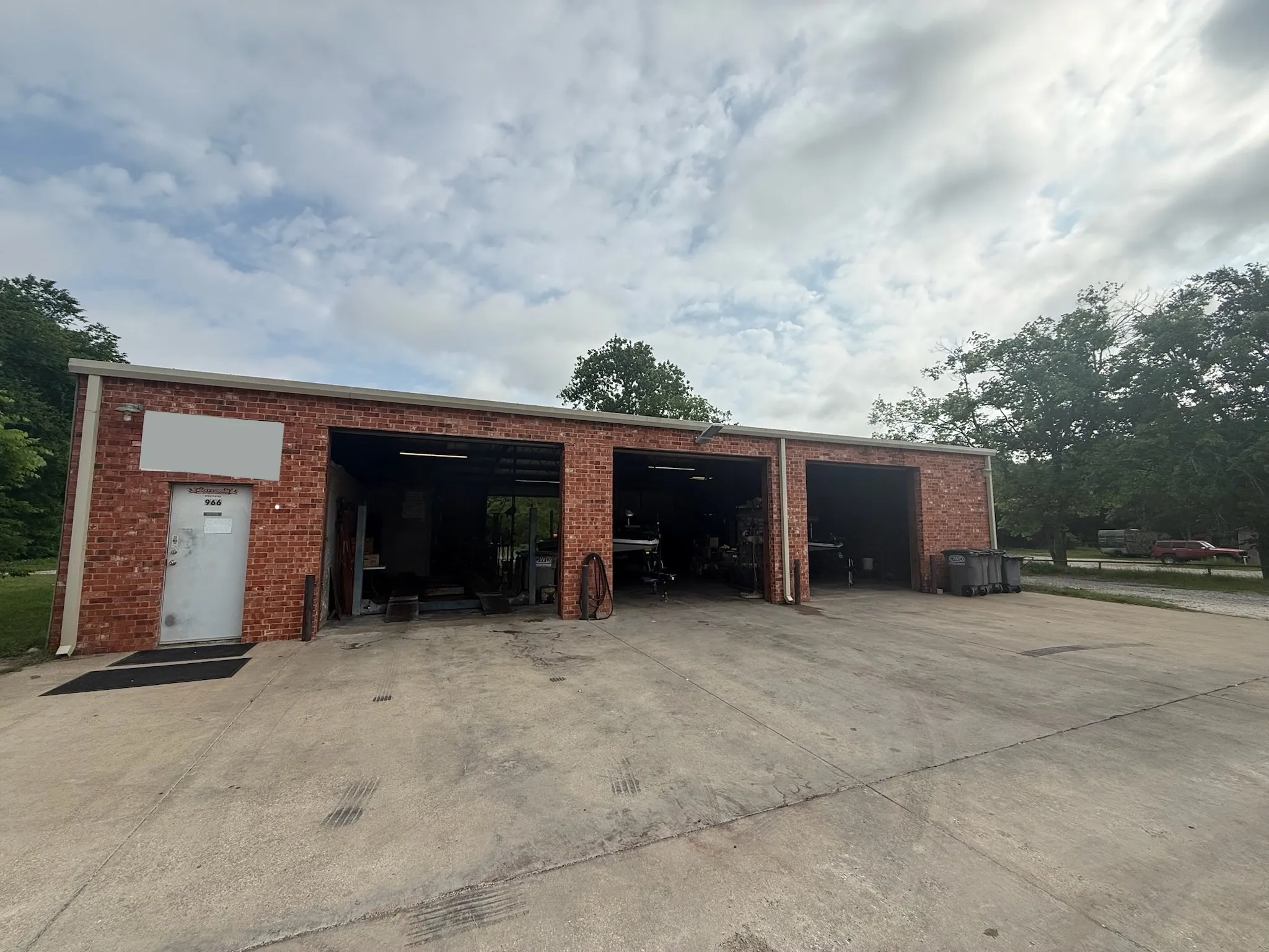Retail For Sale in Ellis County , 966 E Ovilla Road, Red Oak, Texas 75154, 0, 0, Garage spaces, 0 Sqft, built in 2008, Price $710,000, mls#21325184, Real Estate Agent in Red Oak, Homes For Sale in Ellis county, Homes For Sale in Red Oak, Realtor in Red Oak Texas, Real Estate Brokerage Independent Realty Texas, Luminita Cordes Realtor
