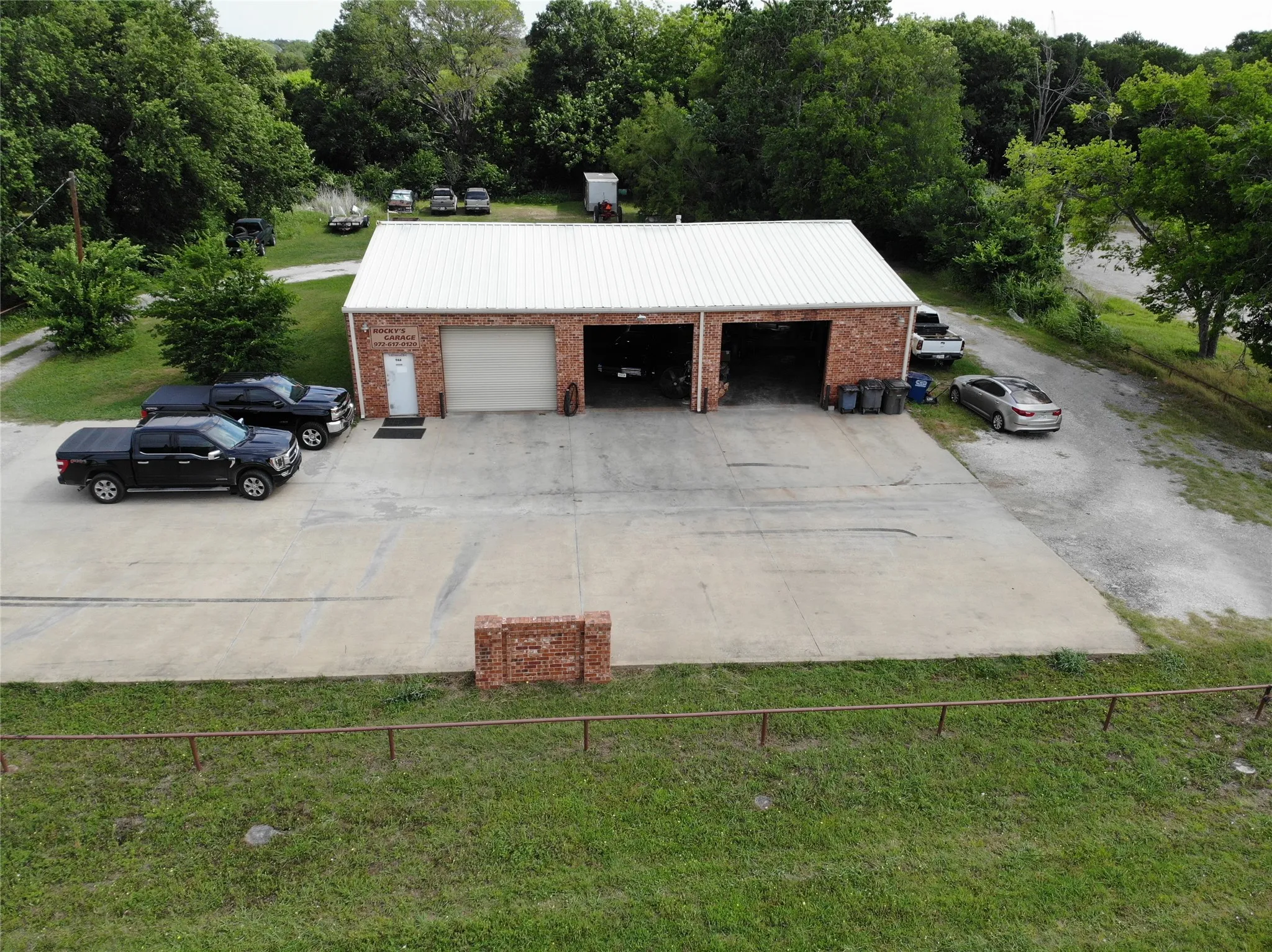 Retail For Sale in Ellis County , 966 E Ovilla Road, Red Oak, Texas 75154, 0, 0, Garage spaces, 0 Sqft, built in 2008, Price $710,000, mls#21325184, Real Estate Agent in Red Oak, Homes For Sale in Ellis county, Homes For Sale in Red Oak, Realtor in Red Oak Texas, Real Estate Brokerage Independent Realty Texas, Luminita Cordes Realtor