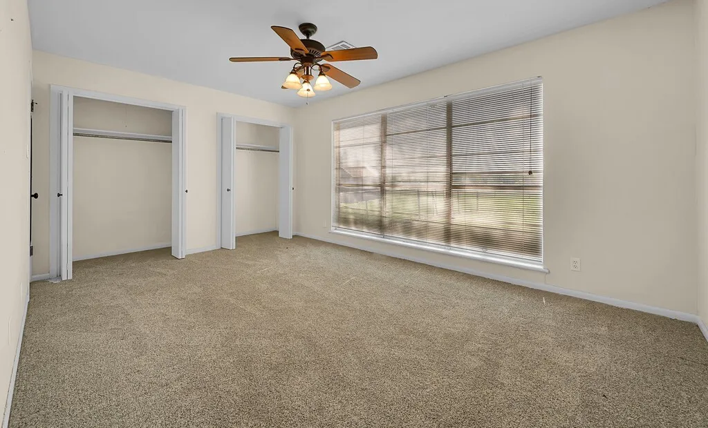 Single Family Residence For Sale in Mc Lennan County , 596 Saffle Road, Robinson, Texas 76706, 3 Bedroom, 3 Bathroom, 2 Garage spaces, 2,956 Sqft, built in 1972, mls#21325223, Real Estate Agent in Robinson, Homes For Sale in Mc Lennan county, Homes For Sale in Robinson, Realtor in Robinson Texas, Real Estate Brokerage Independent Realty Texas, Luminita Cordes Realtor