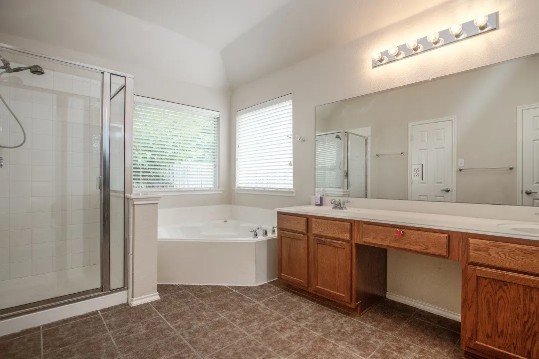 Single Family Residence For Rent in Collin County , 9900 Northgate Drive, Mc Kinney, Texas 75072, 3 Bedroom, 2 Bathroom, 2 Garage spaces, 1,735 Sqft, built in 2006, mls#21317699, Real Estate Agent in Mc Kinney, Homes For Rent in Collin county, Homes For Rent in Mc Kinney, Realtor in Mc Kinney Texas, Real Estate Brokerage Independent Realty Texas, Luminita Cordes Realtor