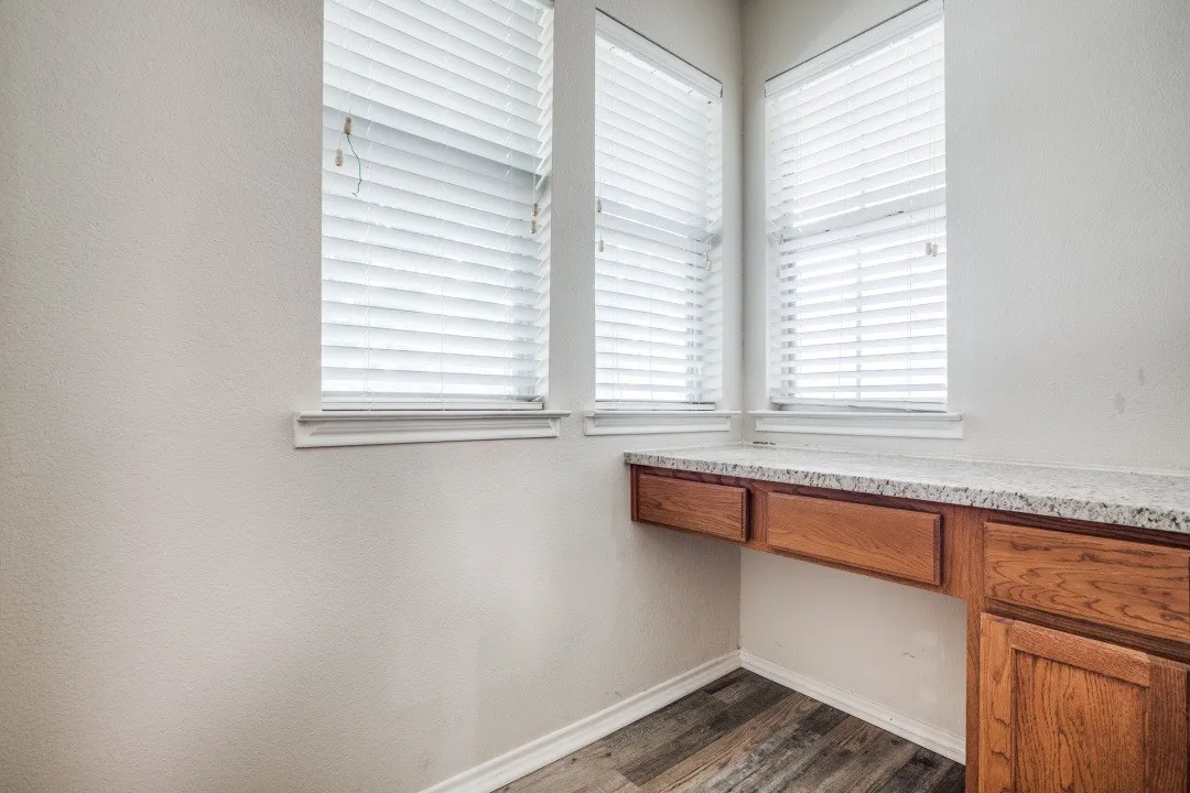 built in Desk nook in foyer