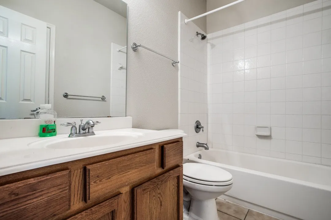 Single Family Residence For Rent in Collin County , 9900 Northgate Drive, Mc Kinney, Texas 75072, 3 Bedroom, 2 Bathroom, 2 Garage spaces, 1,735 Sqft, built in 2006, mls#21317699, Real Estate Agent in Mc Kinney, Homes For Rent in Collin county, Homes For Rent in Mc Kinney, Realtor in Mc Kinney Texas, Real Estate Brokerage Independent Realty Texas, Luminita Cordes Realtor