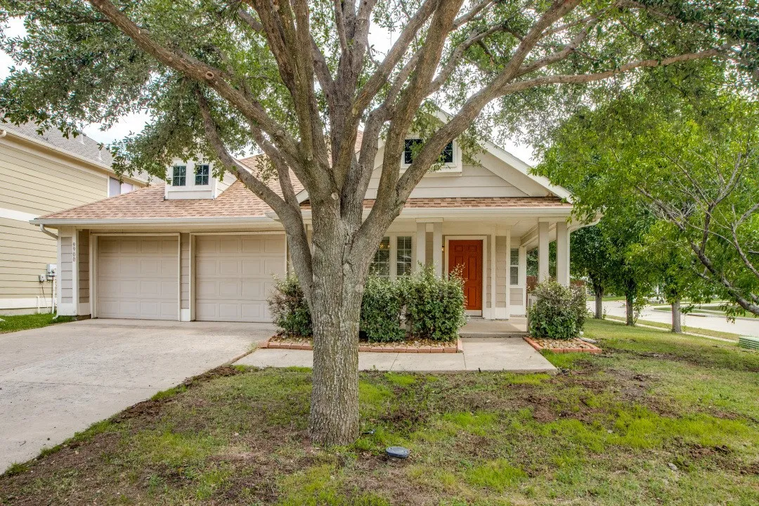 Single Family Residence For Rent in Collin County , 9900 Northgate Drive, Mc Kinney, Texas 75072, 3 Bedroom, 2 Bathroom, 2 Garage spaces, 1,735 Sqft, built in 2006, mls#21317699, Real Estate Agent in Mc Kinney, Homes For Rent in Collin county, Homes For Rent in Mc Kinney, Realtor in Mc Kinney Texas, Real Estate Brokerage Independent Realty Texas, Luminita Cordes Realtor