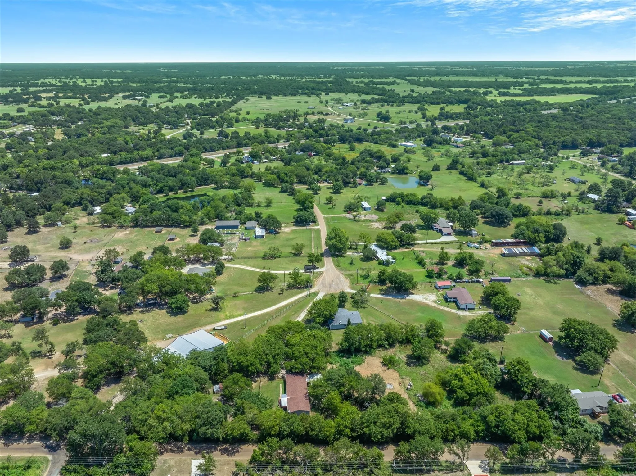 Single Family Residence For Sale in Kaufman County , 10604 CR 360, Terrell, Texas 75161, 4 Bedrooms, 2 Bathrooms, Garage spaces, 2,128 Sqft, built in 1990, Price $499,900, mls#21324849, Real Estate Agent in Terrell, Homes For Sale in Kaufman county, Homes For Sale in Terrell, Realtor in Terrell Texas, Real Estate Brokerage Independent Realty Texas, Luminita Cordes Realtor