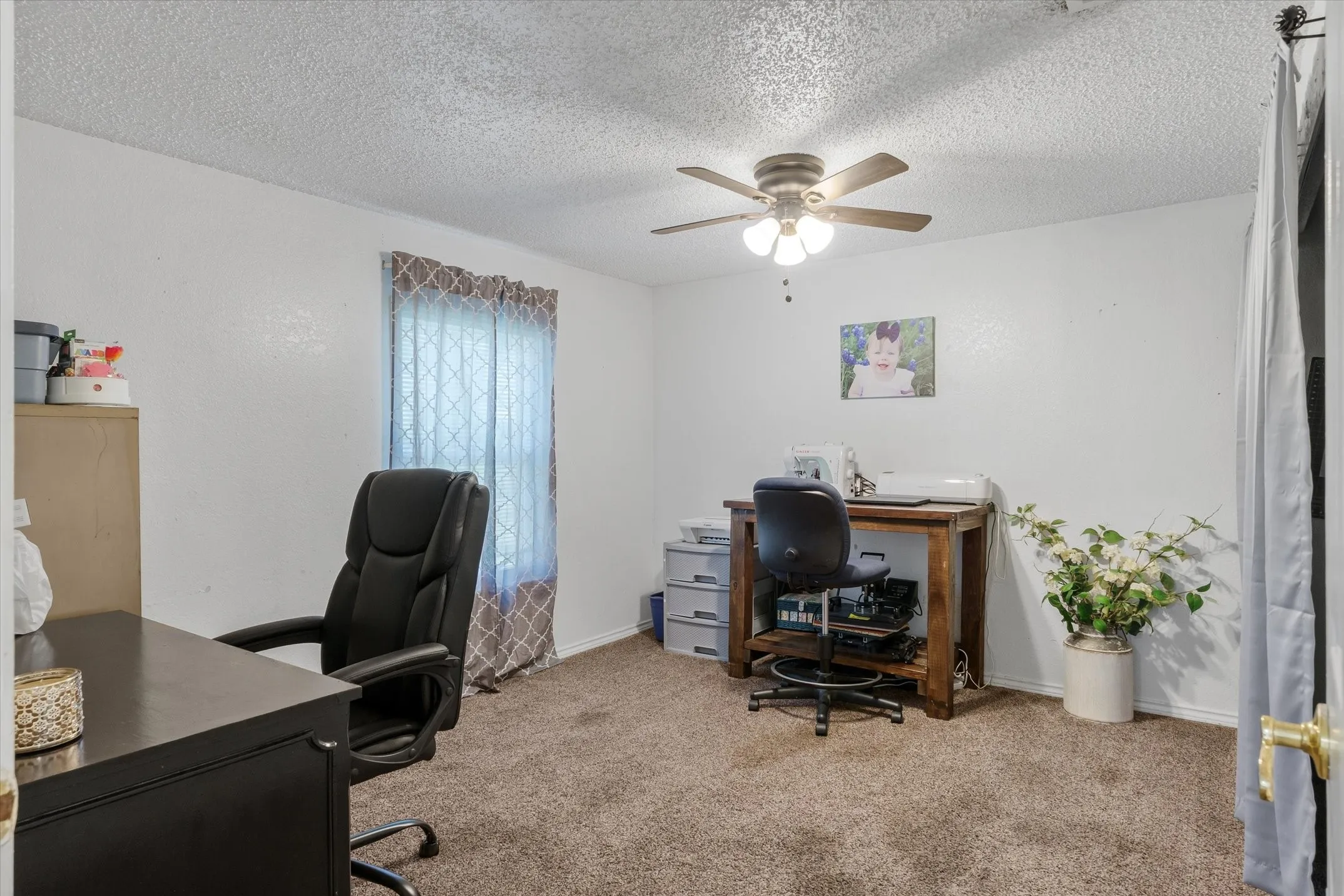 Single Family Residence For Sale in Kaufman County , 10604 CR 360, Terrell, Texas 75161, 4 Bedrooms, 2 Bathrooms, Garage spaces, 2,128 Sqft, built in 1990, Price $499,900, mls#21324849, Real Estate Agent in Terrell, Homes For Sale in Kaufman county, Homes For Sale in Terrell, Realtor in Terrell Texas, Real Estate Brokerage Independent Realty Texas, Luminita Cordes Realtor