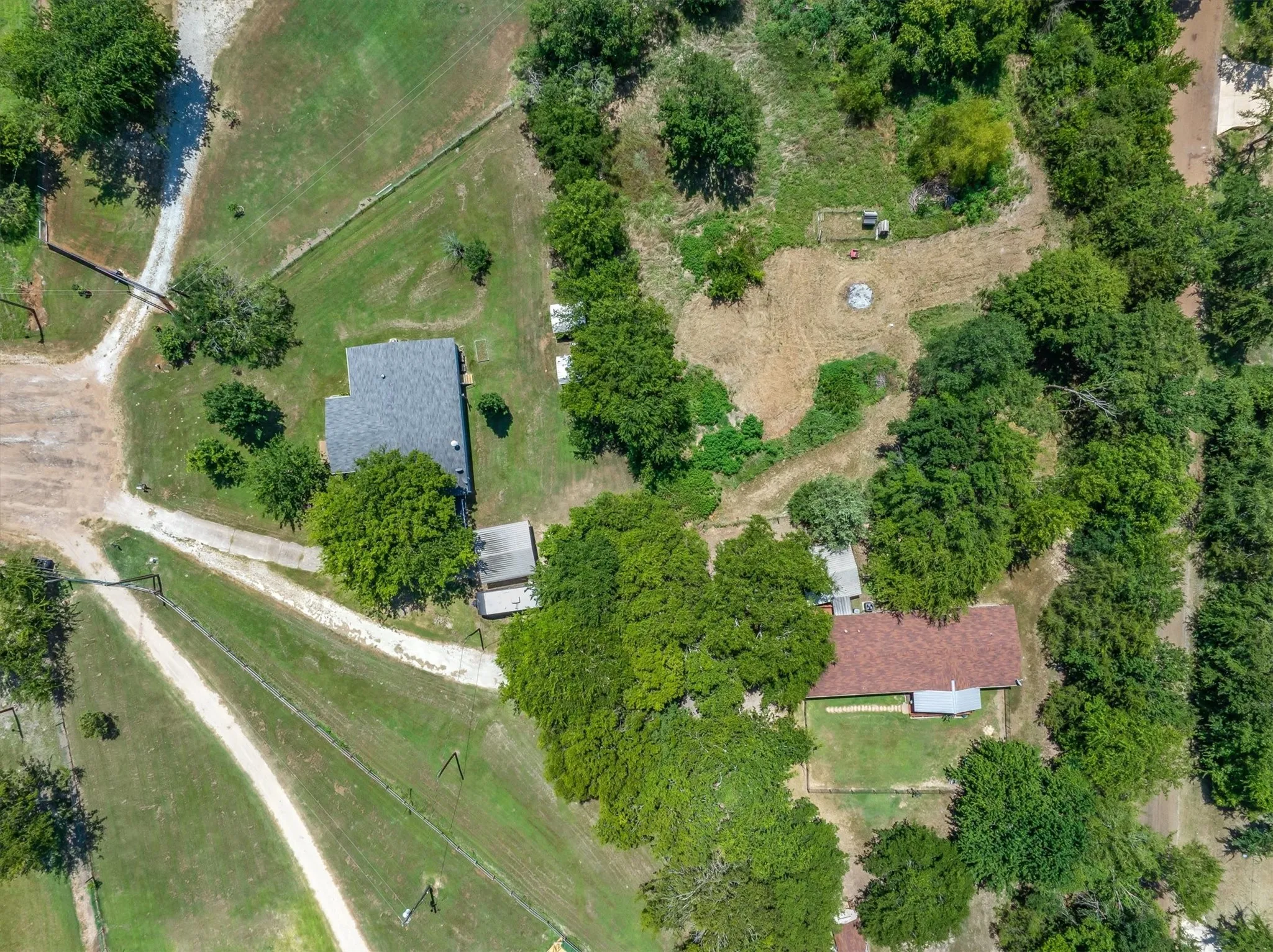 Single Family Residence For Sale in Kaufman County , 10604 CR 360, Terrell, Texas 75161, 4 Bedrooms, 2 Bathrooms, Garage spaces, 2,128 Sqft, built in 1990, Price $499,900, mls#21324849, Real Estate Agent in Terrell, Homes For Sale in Kaufman county, Homes For Sale in Terrell, Realtor in Terrell Texas, Real Estate Brokerage Independent Realty Texas, Luminita Cordes Realtor