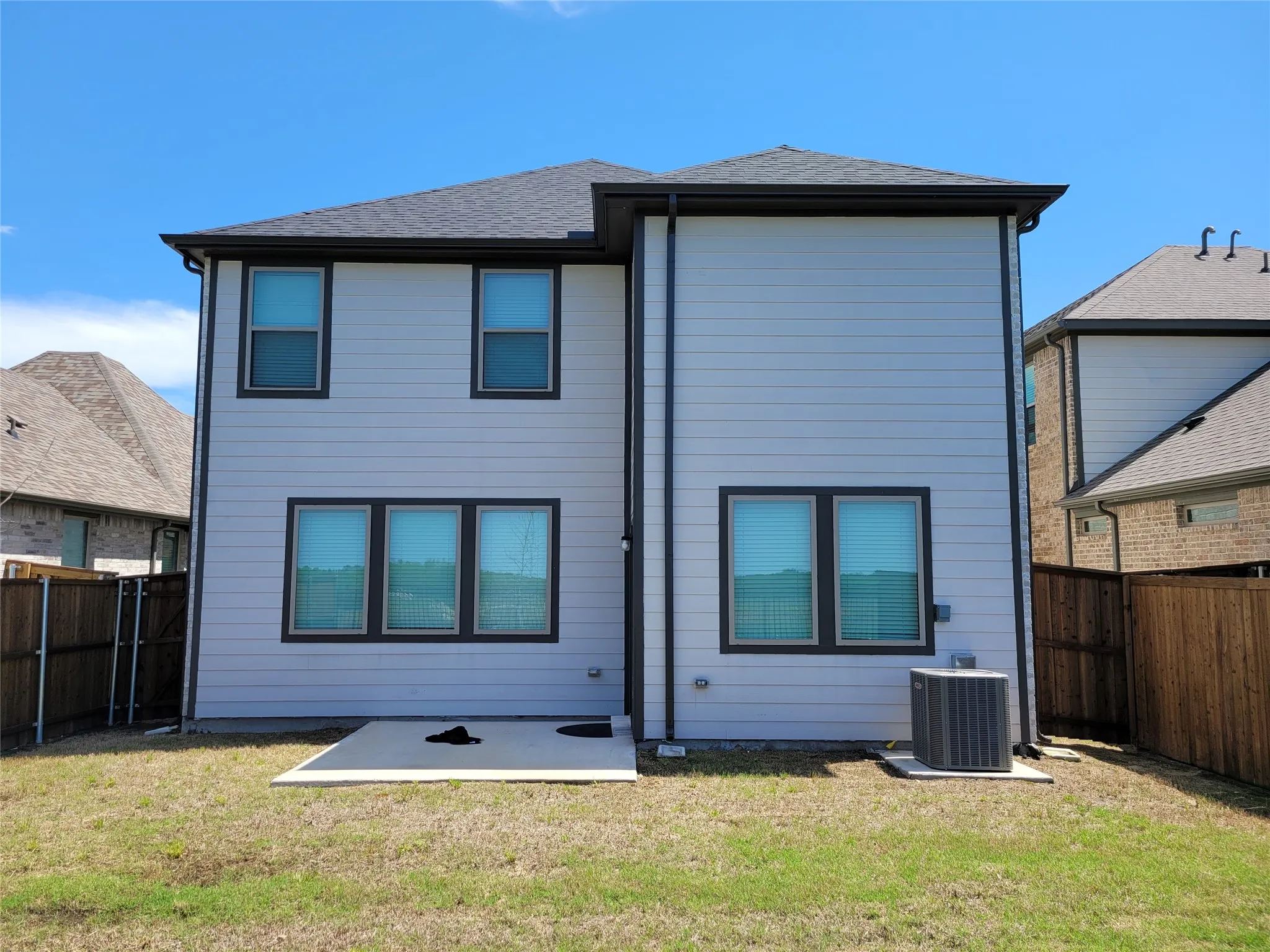 Single Family Residence For Rent in Collin County , 2401 Green River, Royse City, Texas 75189, 4 Bedrooms, 3 Bathrooms, 2 Garage spaces, 2,184 Sqft, built in 2022, Price $2,500, mls#21325266, Real Estate Agent in Royse City, Homes For Rent in Collin county, Homes For Rent in Royse City, Realtor in Royse City Texas, Real Estate Brokerage Independent Realty Texas, Luminita Cordes Realtor