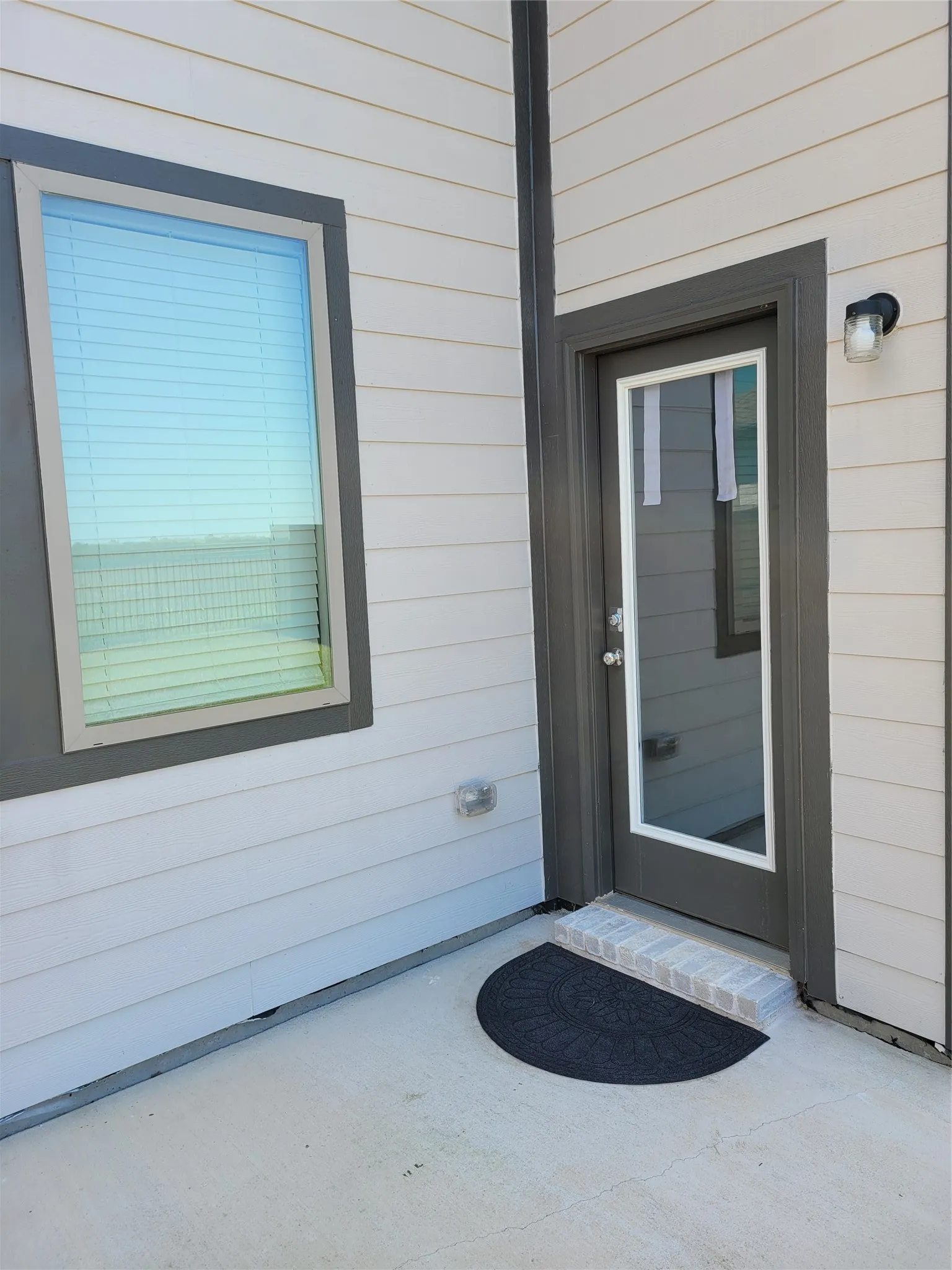 Single Family Residence For Rent in Collin County , 2401 Green River, Royse City, Texas 75189, 4 Bedrooms, 3 Bathrooms, 2 Garage spaces, 2,184 Sqft, built in 2022, Price $2,500, mls#21325266, Real Estate Agent in Royse City, Homes For Rent in Collin county, Homes For Rent in Royse City, Realtor in Royse City Texas, Real Estate Brokerage Independent Realty Texas, Luminita Cordes Realtor