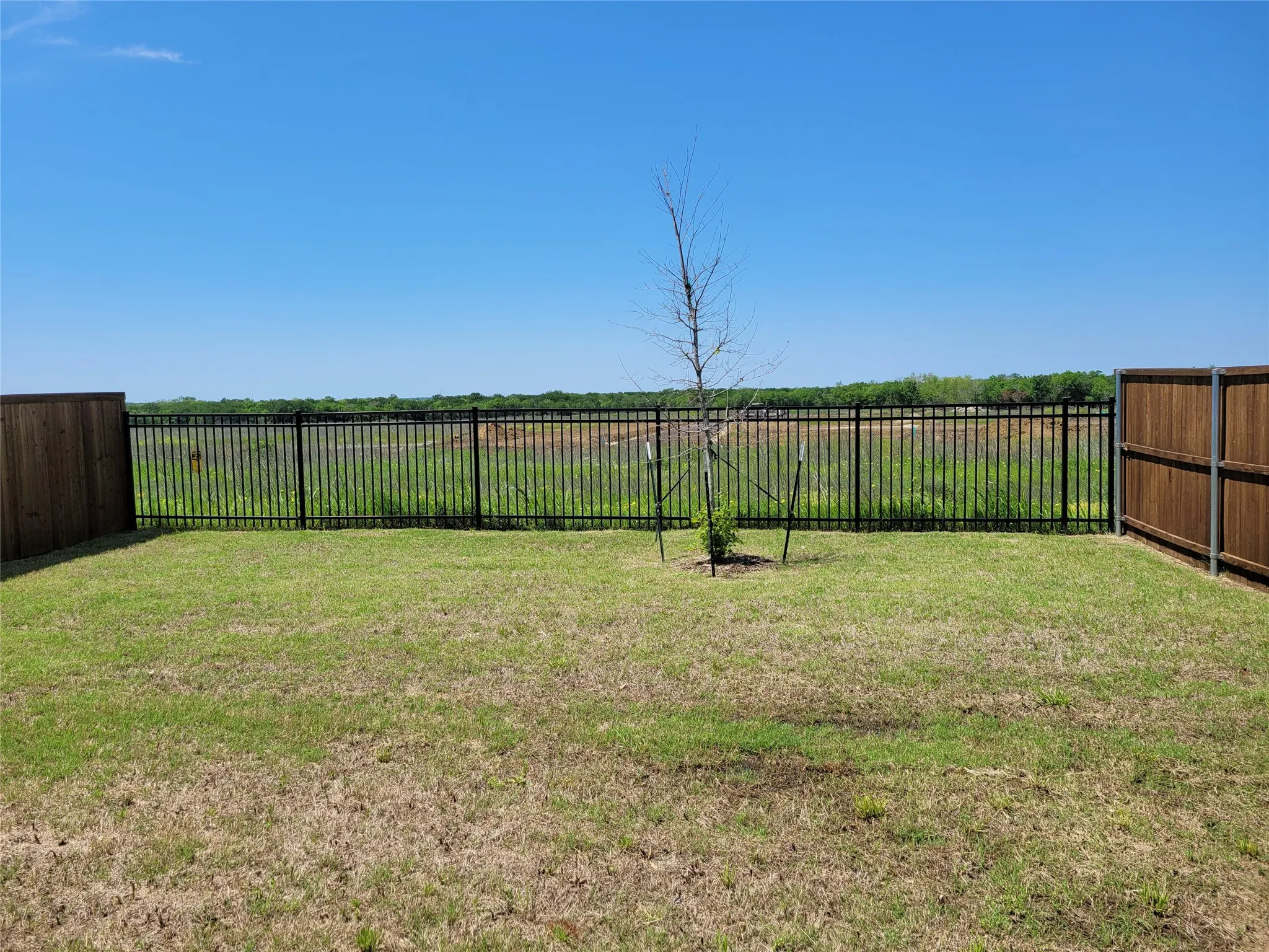 Single Family Residence For Rent in Collin County , 2401 Green River, Royse City, Texas 75189, 4 Bedrooms, 3 Bathrooms, 2 Garage spaces, 2,184 Sqft, built in 2022, Price $2,500, mls#21325266, Real Estate Agent in Royse City, Homes For Rent in Collin county, Homes For Rent in Royse City, Realtor in Royse City Texas, Real Estate Brokerage Independent Realty Texas, Luminita Cordes Realtor