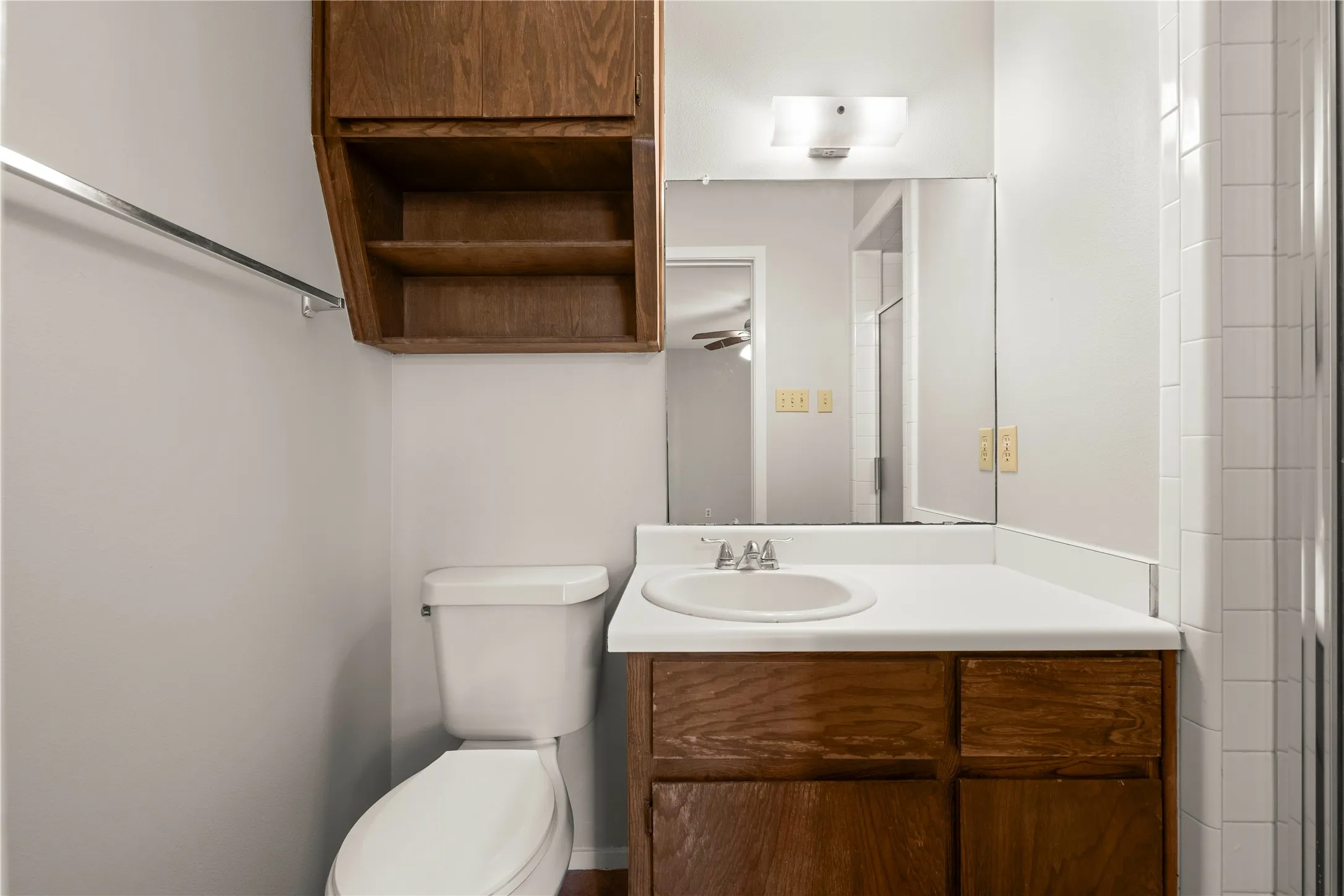 Condominium For Sale in Mc Lennan County , 1214 Baylor Avenue 111, Waco, Texas 76706, 2 Bedroom, 2 Bathroom, Garage spaces, 832 Sqft, built in 1983, mls#21323508, Real Estate Agent in Waco, Homes For Sale in Mc Lennan county, Homes For Sale in Waco, Realtor in Waco Texas, Real Estate Brokerage Independent Realty Texas, Luminita Cordes Realtor