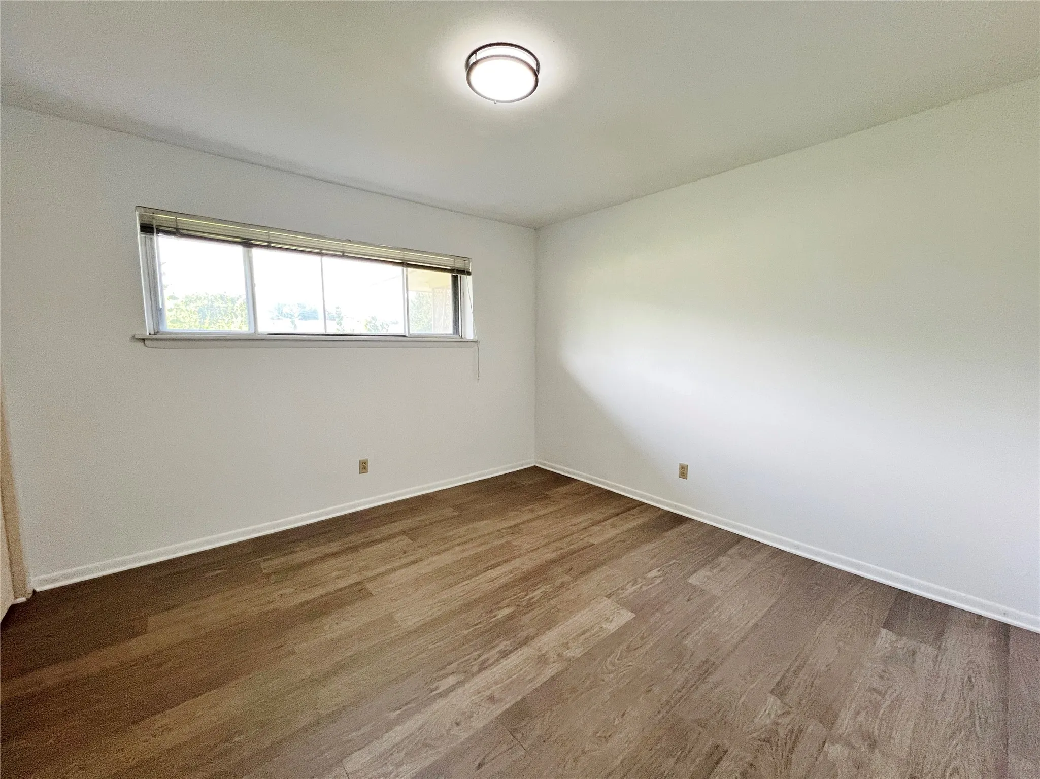 Single Family Residence For Rent in Dallas County , 3641 Townsend Drive, Dallas, Texas 75229, 3 Bedroom, 2 Bathroom, 2 Garage spaces, 1,671 Sqft, built in 1961, mls#21325280, Real Estate Agent in Dallas, Homes For Rent in Dallas county, Homes For Rent in Dallas, Realtor in Dallas Texas, Real Estate Brokerage Independent Realty Texas, Luminita Cordes Realtor