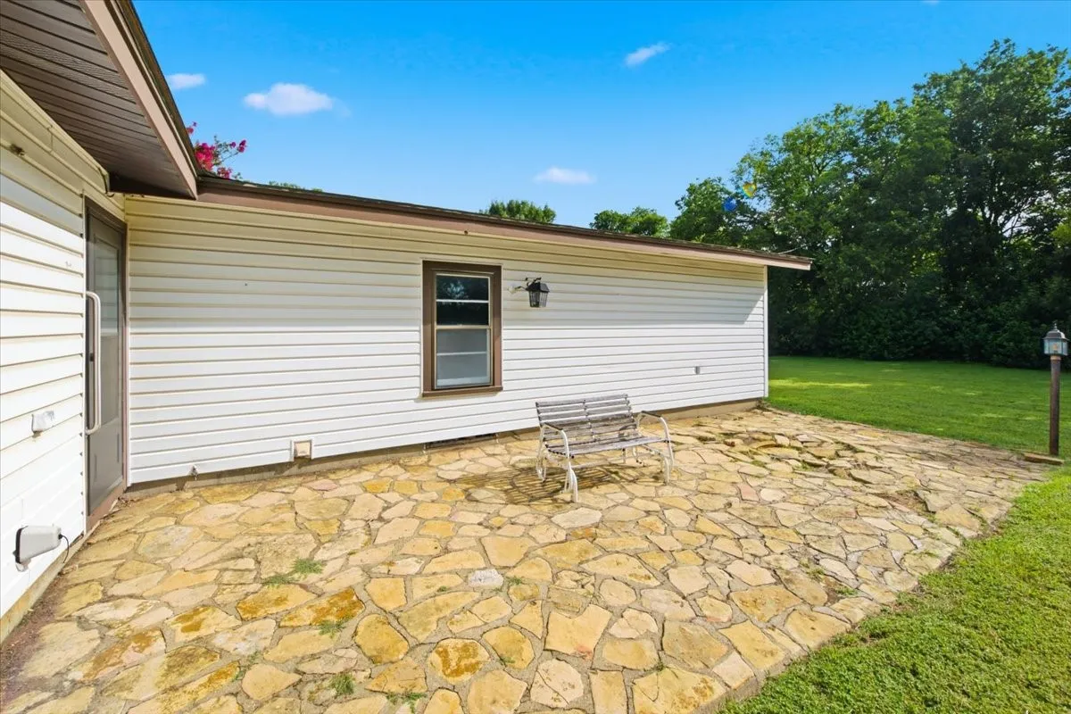 Single Family Residence For Sale in Mc Lennan County , 156 Bowie, Mc Gregor, Texas 76657, 3 Bedrooms, 2 Bathrooms, Garage spaces, 1,738 Sqft, built in 1957, Price $170,000, mls#21325045, Real Estate Agent in Mc Gregor, Homes For Sale in Mc Lennan county, Homes For Sale in Mc Gregor, Realtor in Mc Gregor Texas, Real Estate Brokerage Independent Realty Texas, Luminita Cordes Realtor