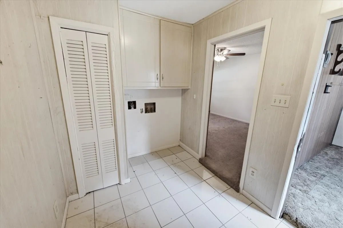 Single Family Residence For Sale in Mc Lennan County , 156 Bowie, Mc Gregor, Texas 76657, 3 Bedrooms, 2 Bathrooms, Garage spaces, 1,738 Sqft, built in 1957, Price $170,000, mls#21325045, Real Estate Agent in Mc Gregor, Homes For Sale in Mc Lennan county, Homes For Sale in Mc Gregor, Realtor in Mc Gregor Texas, Real Estate Brokerage Independent Realty Texas, Luminita Cordes Realtor