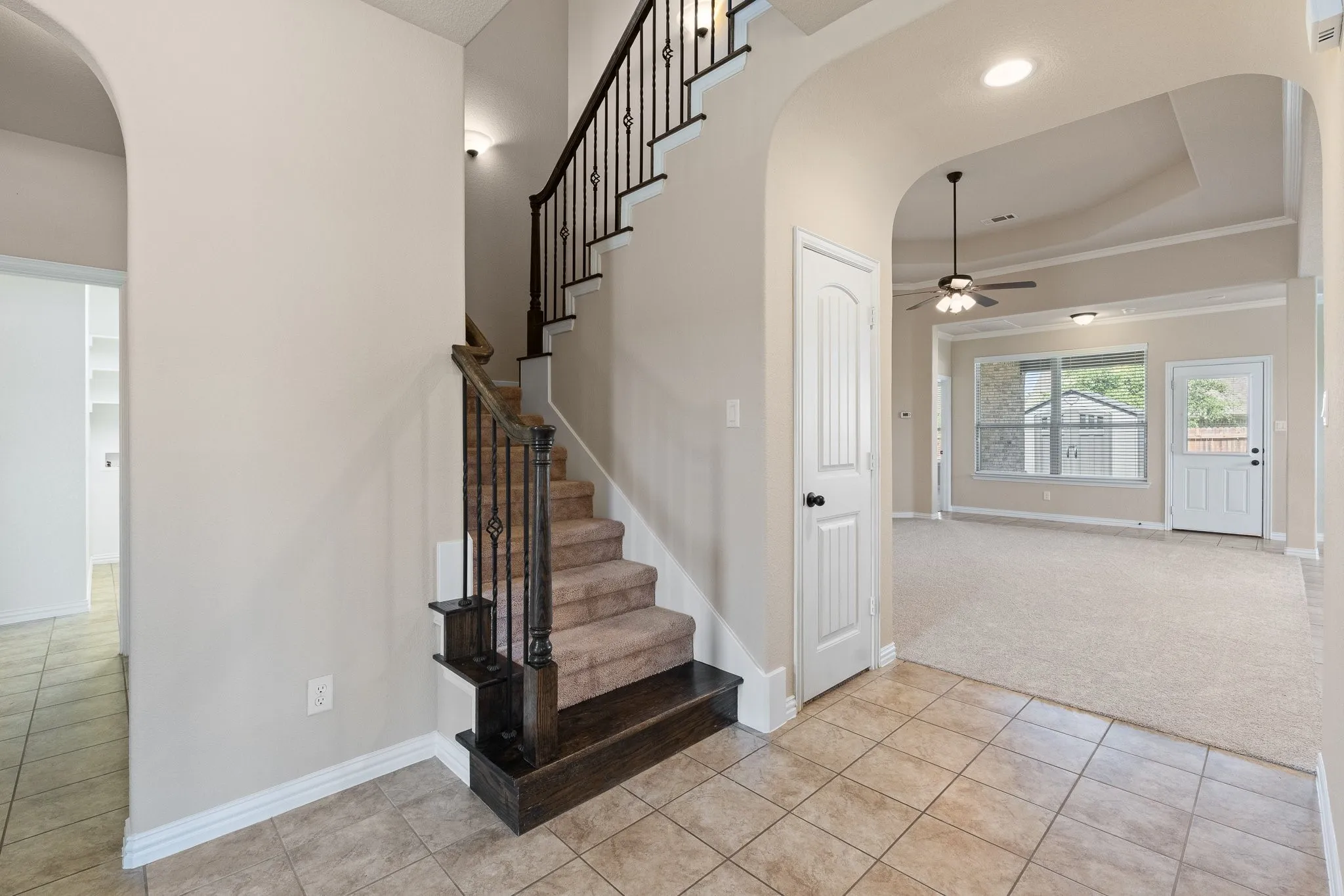 Single Family Residence For Sale in Tarrant County , 7257 Laguna Del Campo Trail, Fort Worth, Texas 76131, 4 Bedroom, 3 Bathroom, 2 Garage spaces, 3,016 Sqft, built in 2017, Price $474,900, mls#21325284, Real Estate Agent in Fort Worth, Homes For Sale in Tarrant county, Homes For Sale in Fort Worth, Realtor in Fort Worth Texas, Real Estate Brokerage Independent Realty Texas, Luminita Cordes Realtor