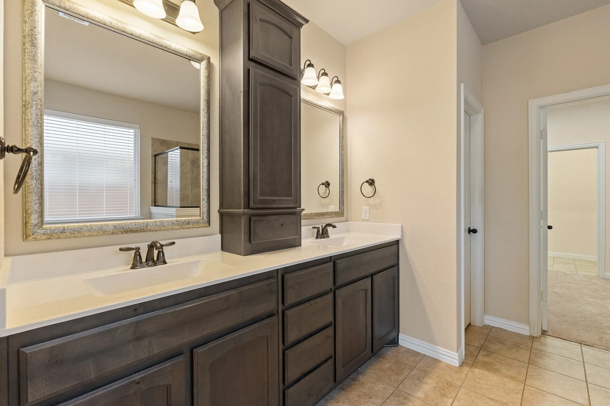Single Family Residence For Sale in Tarrant County , 7257 Laguna Del Campo Trail, Fort Worth, Texas 76131, 4 Bedroom, 3 Bathroom, 2 Garage spaces, 3,016 Sqft, built in 2017, Price $474,900, mls#21325284, Real Estate Agent in Fort Worth, Homes For Sale in Tarrant county, Homes For Sale in Fort Worth, Realtor in Fort Worth Texas, Real Estate Brokerage Independent Realty Texas, Luminita Cordes Realtor