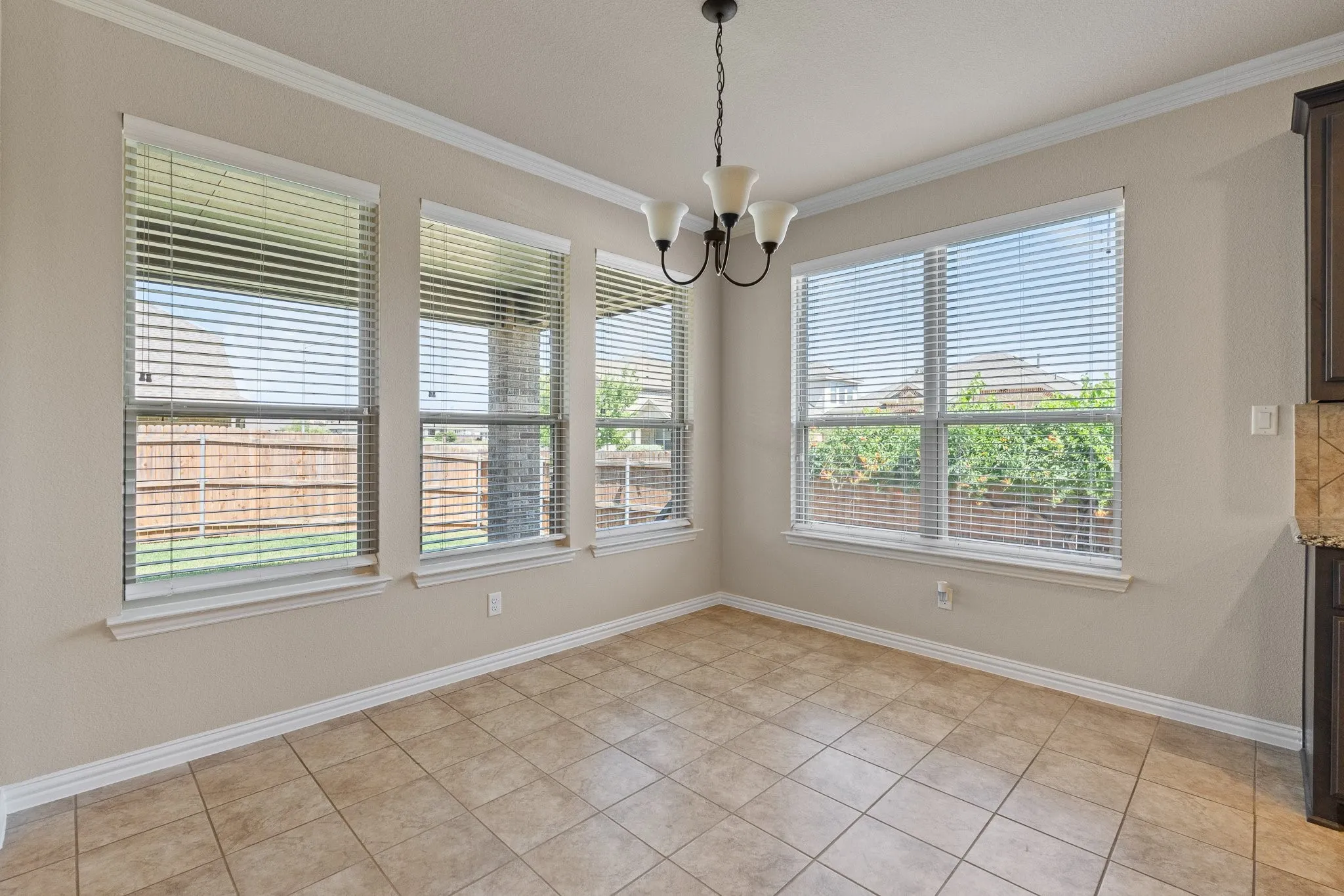 Single Family Residence For Sale in Tarrant County , 7257 Laguna Del Campo Trail, Fort Worth, Texas 76131, 4 Bedroom, 3 Bathroom, 2 Garage spaces, 3,016 Sqft, built in 2017, Price $474,900, mls#21325284, Real Estate Agent in Fort Worth, Homes For Sale in Tarrant county, Homes For Sale in Fort Worth, Realtor in Fort Worth Texas, Real Estate Brokerage Independent Realty Texas, Luminita Cordes Realtor