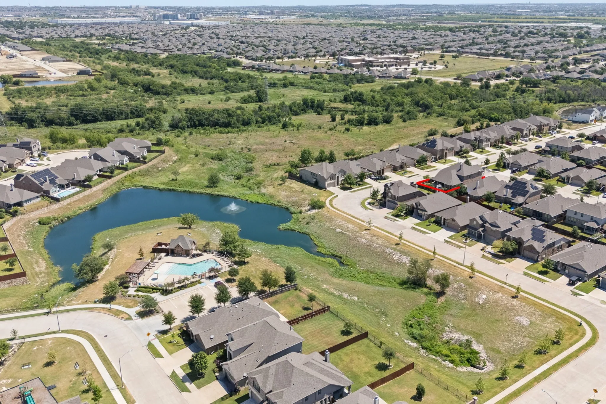 Single Family Residence For Sale in Tarrant County , 7257 Laguna Del Campo Trail, Fort Worth, Texas 76131, 4 Bedroom, 3 Bathroom, 2 Garage spaces, 3,016 Sqft, built in 2017, Price $474,900, mls#21325284, Real Estate Agent in Fort Worth, Homes For Sale in Tarrant county, Homes For Sale in Fort Worth, Realtor in Fort Worth Texas, Real Estate Brokerage Independent Realty Texas, Luminita Cordes Realtor