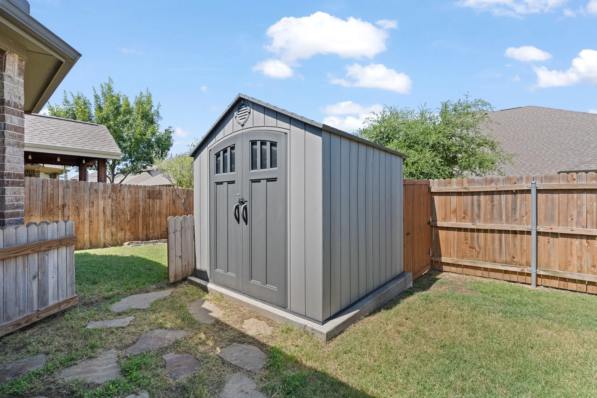 Single Family Residence For Sale in Tarrant County , 7257 Laguna Del Campo Trail, Fort Worth, Texas 76131, 4 Bedroom, 3 Bathroom, 2 Garage spaces, 3,016 Sqft, built in 2017, Price $474,900, mls#21325284, Real Estate Agent in Fort Worth, Homes For Sale in Tarrant county, Homes For Sale in Fort Worth, Realtor in Fort Worth Texas, Real Estate Brokerage Independent Realty Texas, Luminita Cordes Realtor