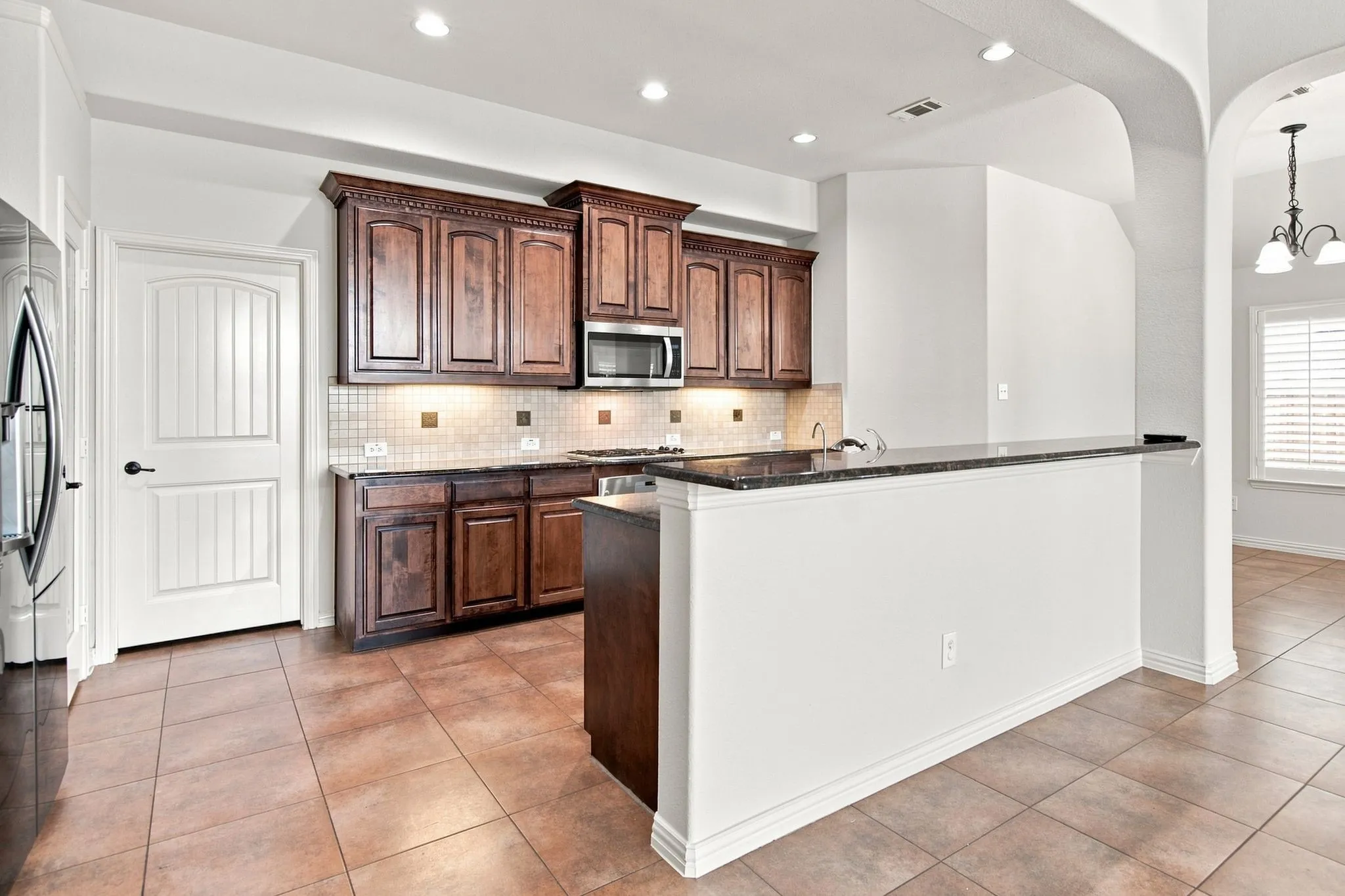 Single Family Residence For Sale in Denton County , 3208 Paradise Lane, Little Elm, Texas 75068, 5 Bedroom, 3 Bathroom, 3 Garage spaces, 3,848 Sqft, built in 2010, mls#21322531, Real Estate Agent in Little Elm, Homes For Sale in Denton county, Homes For Sale in Little Elm, Realtor in Little Elm Texas, Real Estate Brokerage Independent Realty Texas, Luminita Cordes Realtor