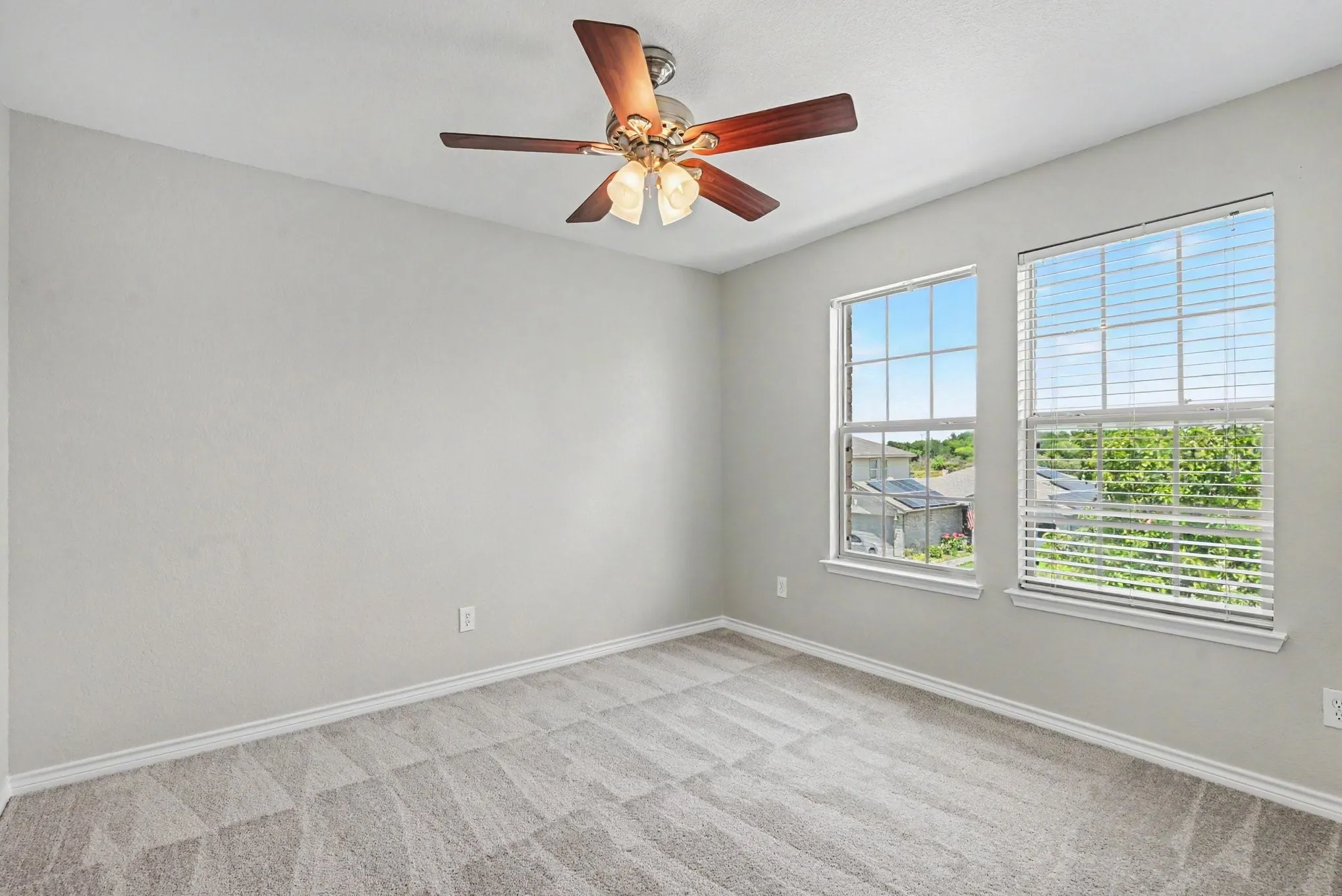 Single Family Residence For Sale in Tarrant County , 1512 Wind Star Way, Fort Worth, Texas 76108, 4 Bedroom, 3 Bathroom, 2 Garage spaces, 2,692 Sqft, built in 2006, mls#21325010, Real Estate Agent in Fort Worth, Homes For Sale in Tarrant county, Homes For Sale in Fort Worth, Realtor in Fort Worth Texas, Real Estate Brokerage Independent Realty Texas, Luminita Cordes Realtor