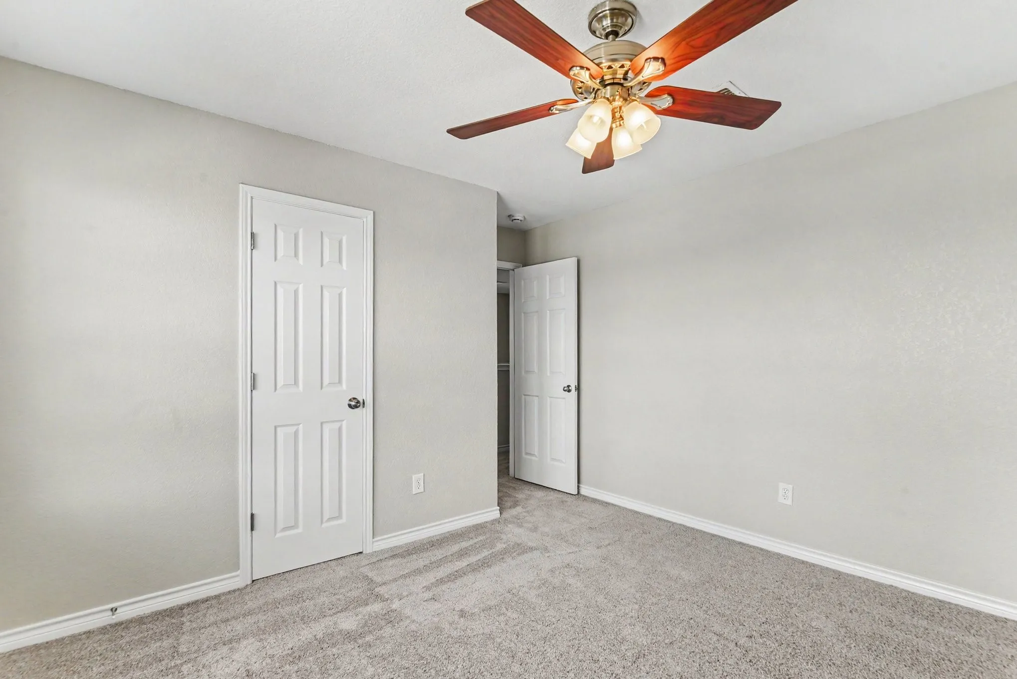 Single Family Residence For Sale in Tarrant County , 1512 Wind Star Way, Fort Worth, Texas 76108, 4 Bedroom, 3 Bathroom, 2 Garage spaces, 2,692 Sqft, built in 2006, mls#21325010, Real Estate Agent in Fort Worth, Homes For Sale in Tarrant county, Homes For Sale in Fort Worth, Realtor in Fort Worth Texas, Real Estate Brokerage Independent Realty Texas, Luminita Cordes Realtor
