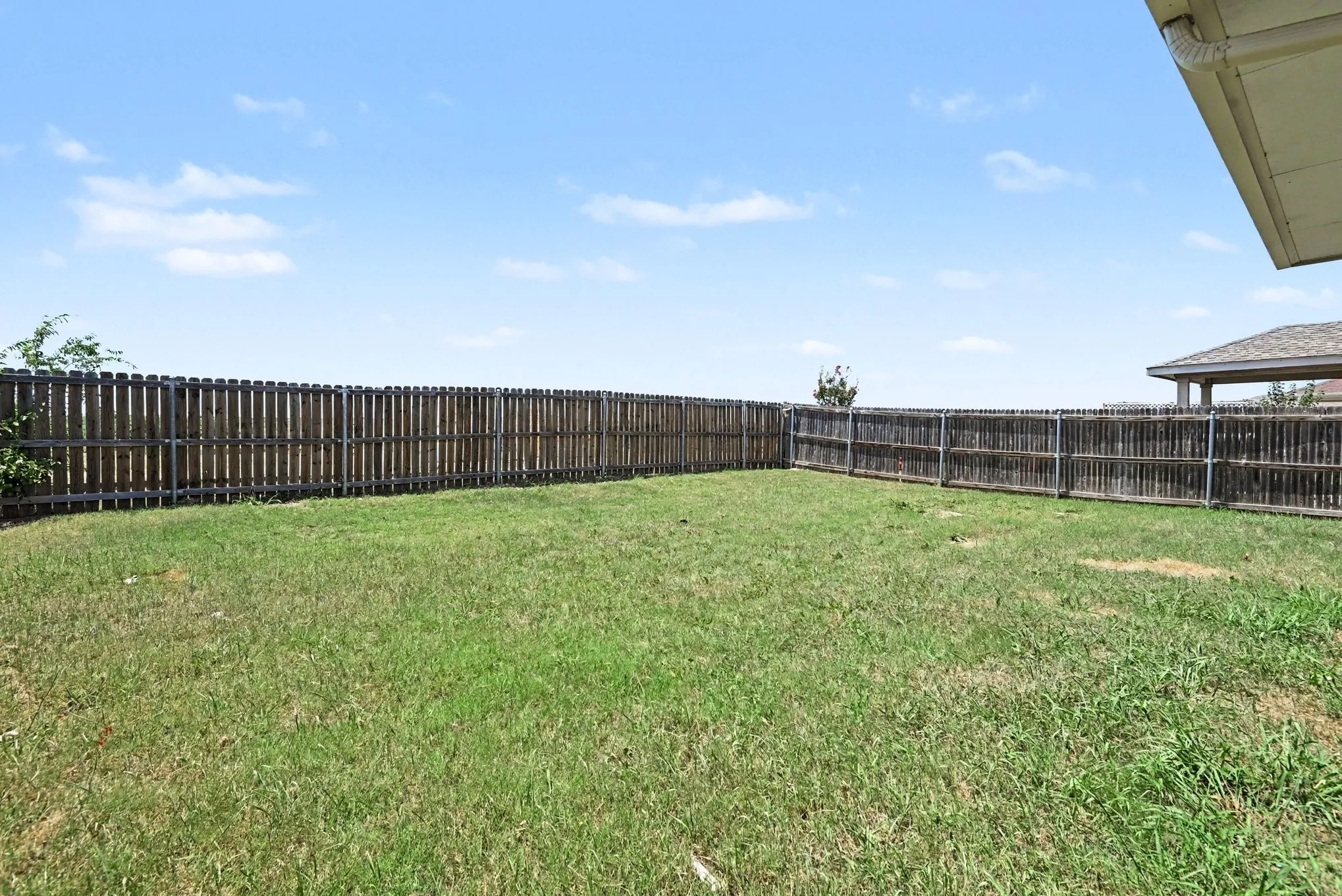 Single Family Residence For Sale in Tarrant County , 1512 Wind Star Way, Fort Worth, Texas 76108, 4 Bedroom, 3 Bathroom, 2 Garage spaces, 2,692 Sqft, built in 2006, mls#21325010, Real Estate Agent in Fort Worth, Homes For Sale in Tarrant county, Homes For Sale in Fort Worth, Realtor in Fort Worth Texas, Real Estate Brokerage Independent Realty Texas, Luminita Cordes Realtor