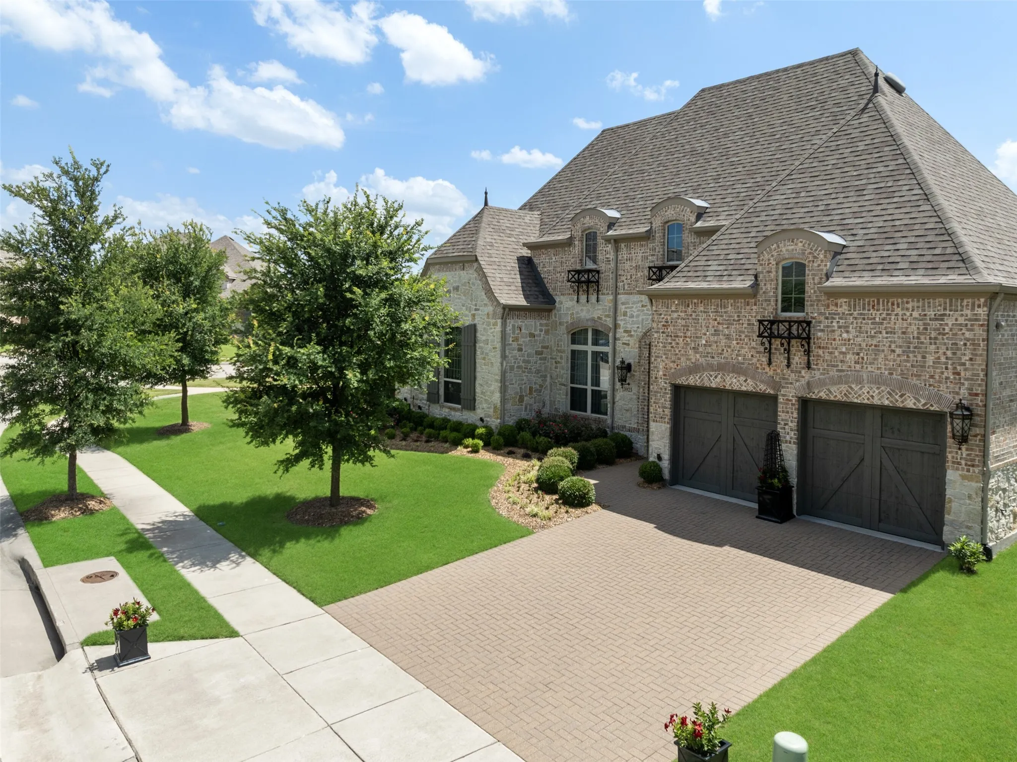 Single Family Residence For Sale in Collin County , 3925 Harrisburg Lane, Celina, Texas 75009, 4 Bedroom, 4 Bathroom, 3 Garage spaces, 3,531 Sqft, built in 2016, mls#21324262, Real Estate Agent in Celina, Homes For Sale in Collin county, Homes For Sale in Celina, Realtor in Celina Texas, Real Estate Brokerage Independent Realty Texas, Luminita Cordes Realtor