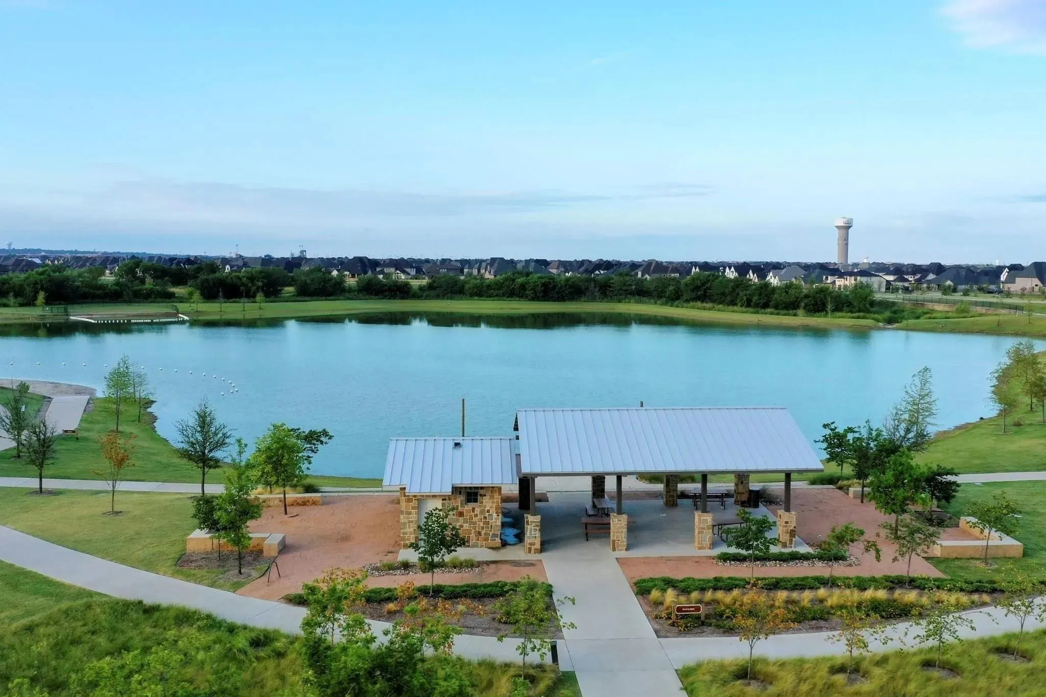 Single Family Residence For Sale in Collin County , 3925 Harrisburg Lane, Celina, Texas 75009, 4 Bedroom, 4 Bathroom, 3 Garage spaces, 3,531 Sqft, built in 2016, mls#21324262, Real Estate Agent in Celina, Homes For Sale in Collin county, Homes For Sale in Celina, Realtor in Celina Texas, Real Estate Brokerage Independent Realty Texas, Luminita Cordes Realtor