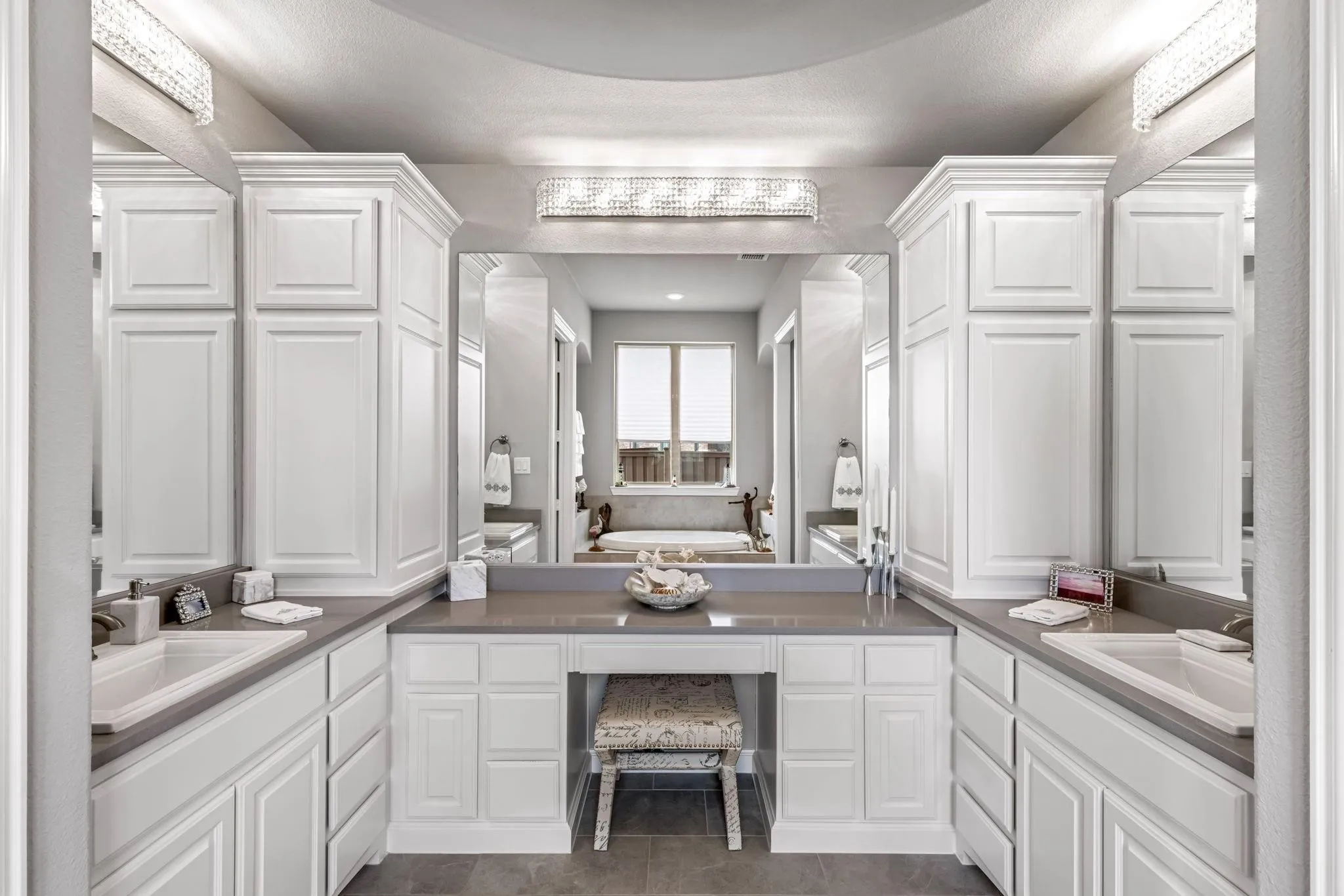 Single Family Residence For Sale in Collin County , 3925 Harrisburg Lane, Celina, Texas 75009, 4 Bedroom, 4 Bathroom, 3 Garage spaces, 3,531 Sqft, built in 2016, mls#21324262, Real Estate Agent in Celina, Homes For Sale in Collin county, Homes For Sale in Celina, Realtor in Celina Texas, Real Estate Brokerage Independent Realty Texas, Luminita Cordes Realtor