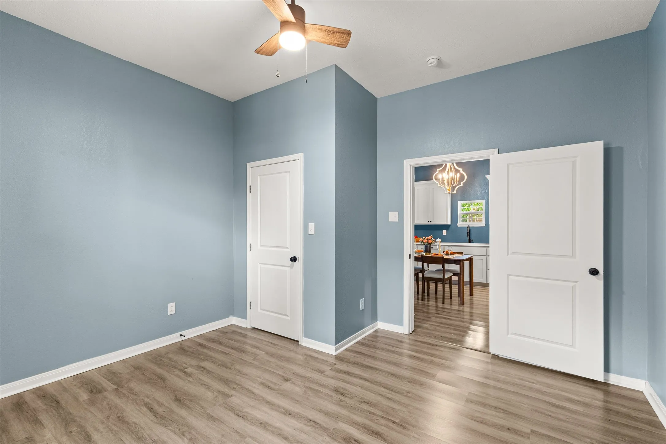Single Family Residence For Sale in Mc Lennan County , 1623 Burnett Avenue, Waco, Texas 76706, 3 Bedroom, 2 Bathroom, Garage spaces, 1,282 Sqft, built in 1900, mls#21324601, Real Estate Agent in Waco, Homes For Sale in Mc Lennan county, Homes For Sale in Waco, Realtor in Waco Texas, Real Estate Brokerage Independent Realty Texas, Luminita Cordes Realtor