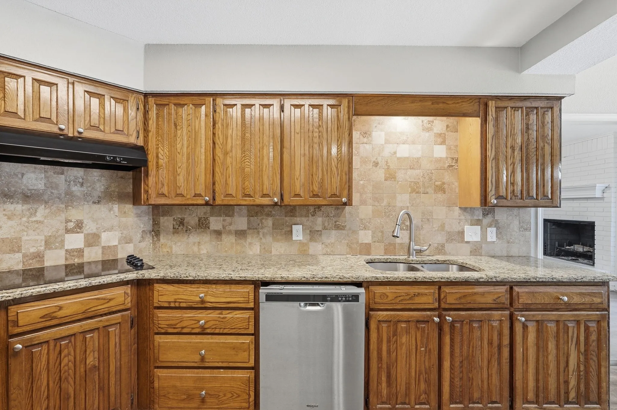 Single Family Residence For Sale in Tarrant County , 5353 Lynda Court, North Richland Hills, Texas 76180, 4 Bedroom, 2 Bathroom, 3 Garage spaces, 2,559 Sqft, built in 1987, mls#21230580, Real Estate Agent in North Richland Hills, Homes For Sale in Tarrant county, Homes For Sale in North Richland Hills, Realtor in North Richland Hills Texas, Real Estate Brokerage Independent Realty Texas, Luminita Cordes Realtor