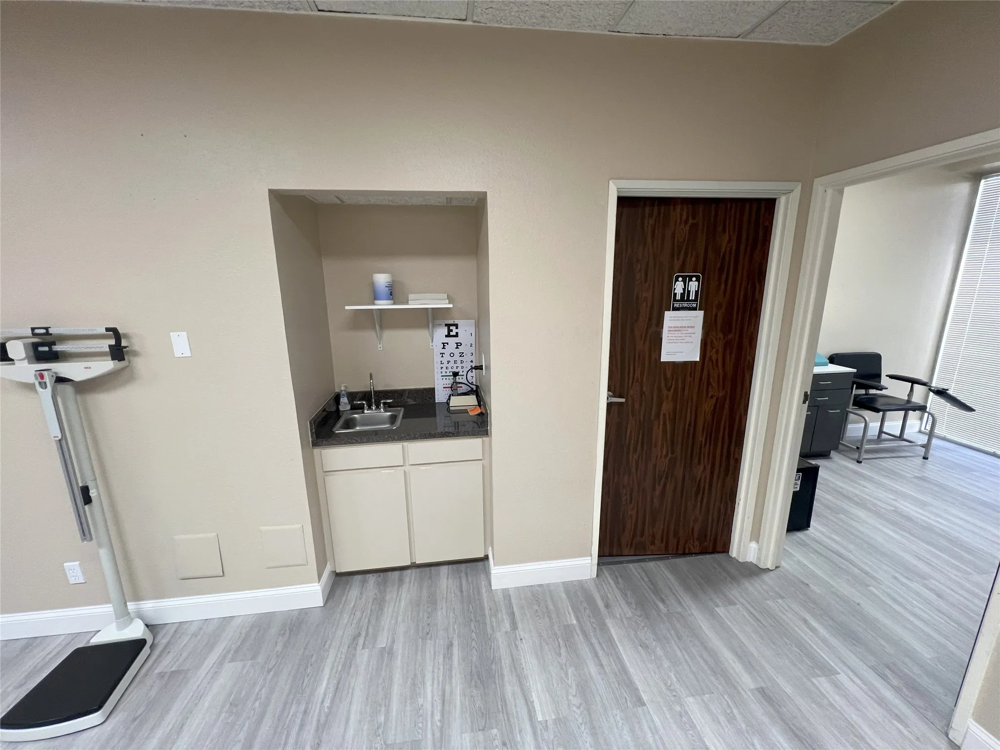 Office For Rent in Tarrant County , 6850 Manhattan Boulevard 250, Fort Worth, Texas 76120, 0, 0, Garage spaces, 0 Sqft, built in 1986, Price $3,250, mls#21325325, Real Estate Agent in Fort Worth, Homes For Rent in Tarrant county, Homes For Rent in Fort Worth, Realtor in Fort Worth Texas, Real Estate Brokerage Independent Realty Texas, Luminita Cordes Realtor