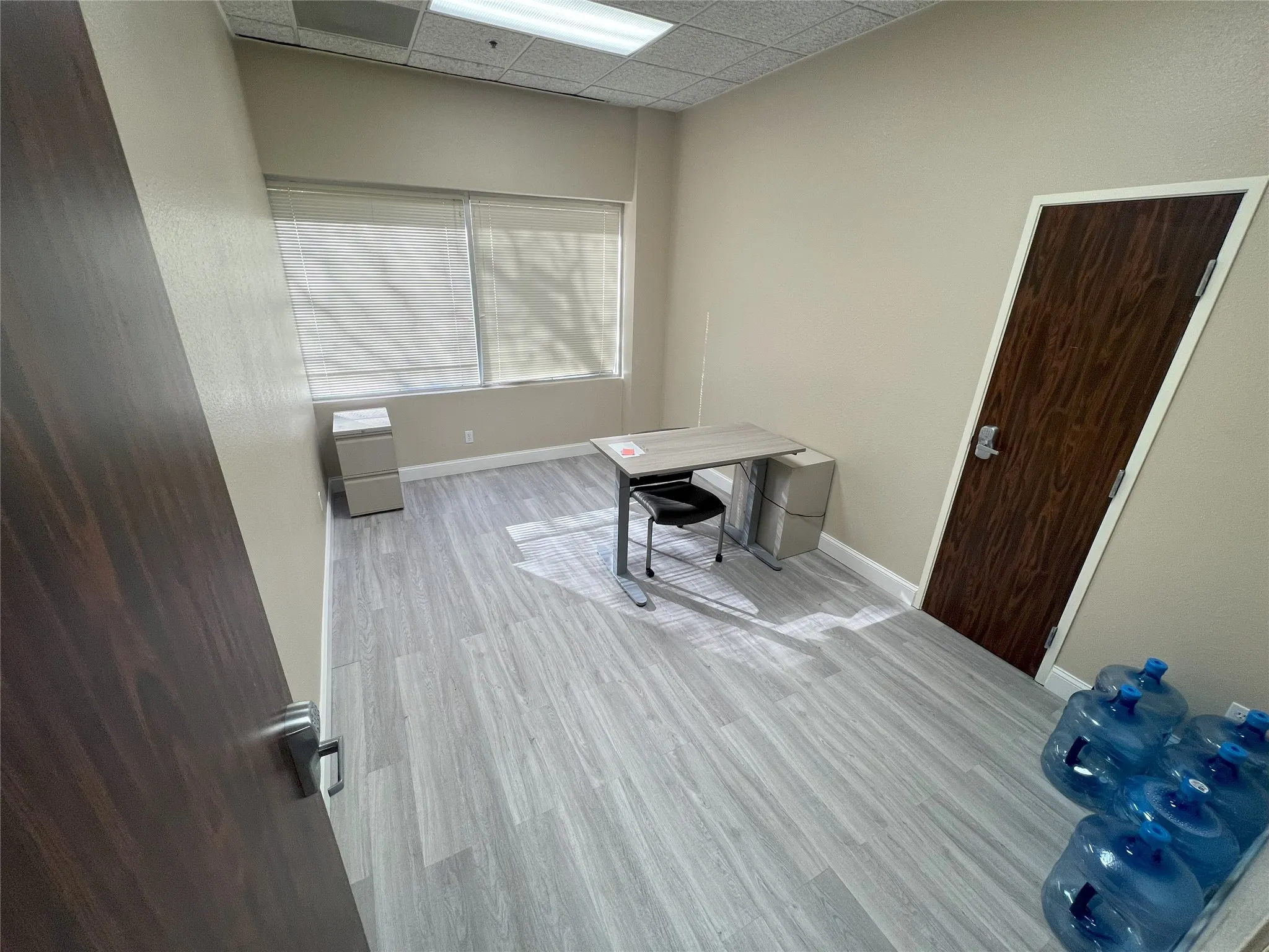 Office For Rent in Tarrant County , 6850 Manhattan Boulevard 250, Fort Worth, Texas 76120, 0, 0, Garage spaces, 0 Sqft, built in 1986, Price $3,250, mls#21325325, Real Estate Agent in Fort Worth, Homes For Rent in Tarrant county, Homes For Rent in Fort Worth, Realtor in Fort Worth Texas, Real Estate Brokerage Independent Realty Texas, Luminita Cordes Realtor